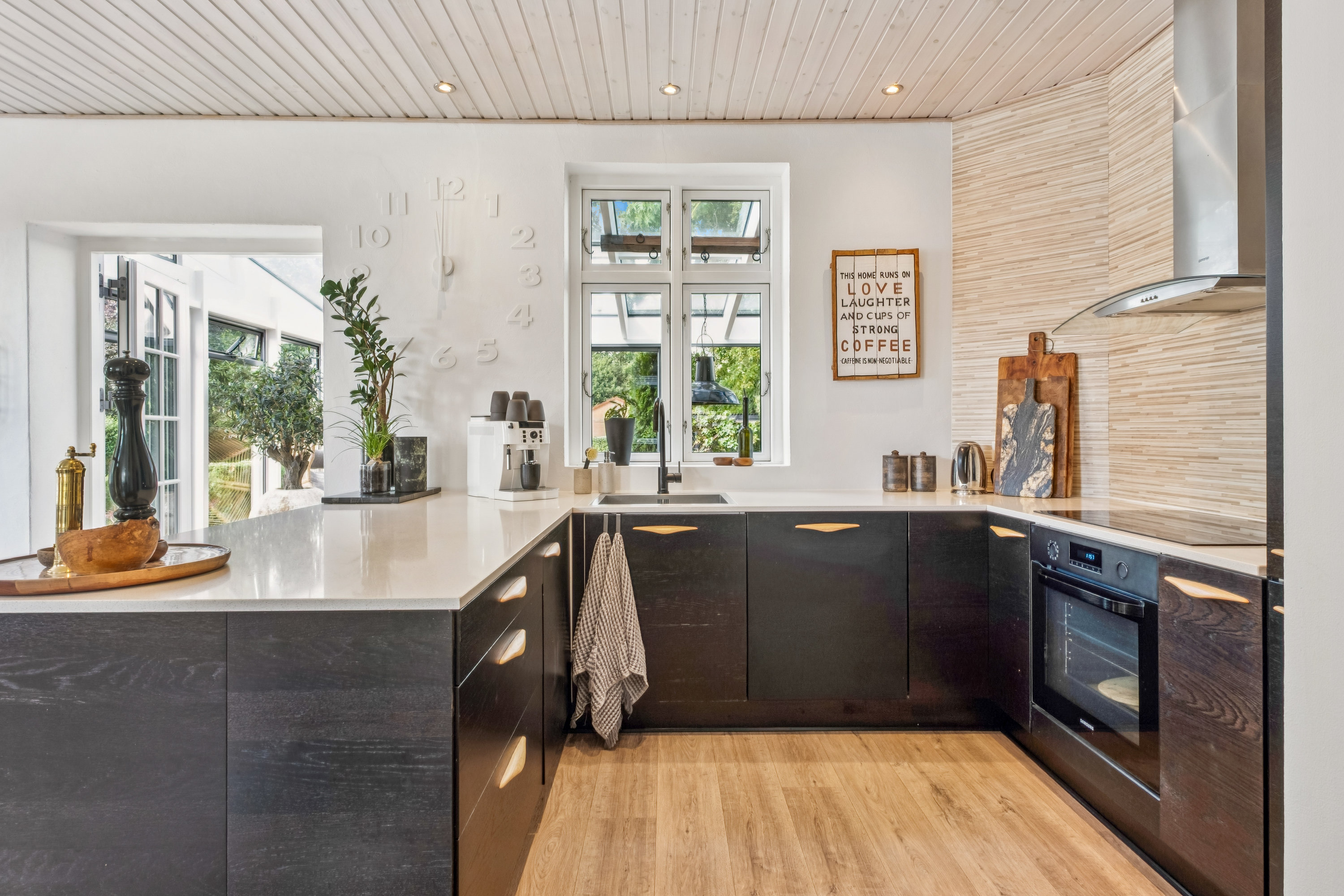 Fremhævet køkken billede i fuldskærmstilstand. Billede af Vejlevej 30, Thorsvang, 8700 Horsens