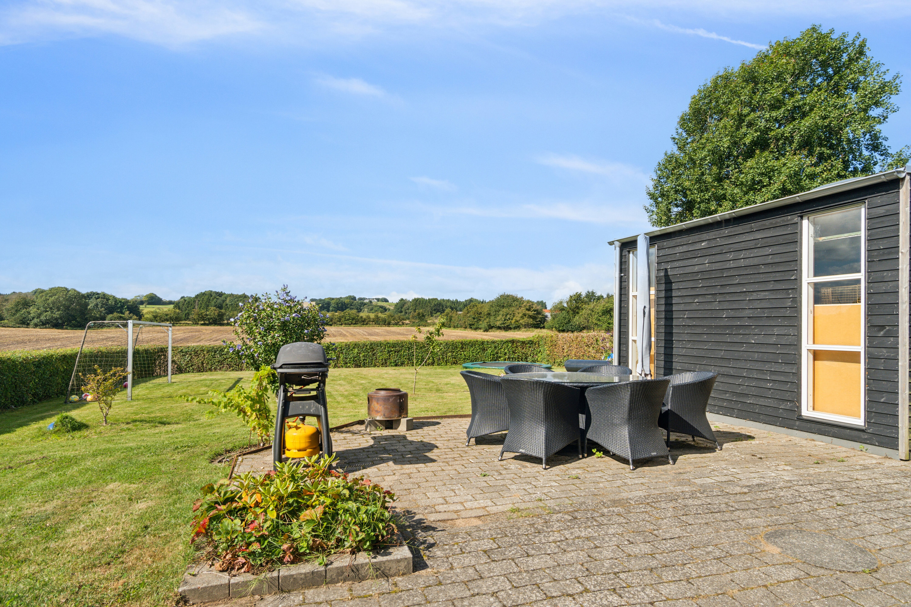 Fremhævet terrasse billede i fuldskærmstilstand. Billede af Mølkærvej 1, Ødsted, 7100 Vejle