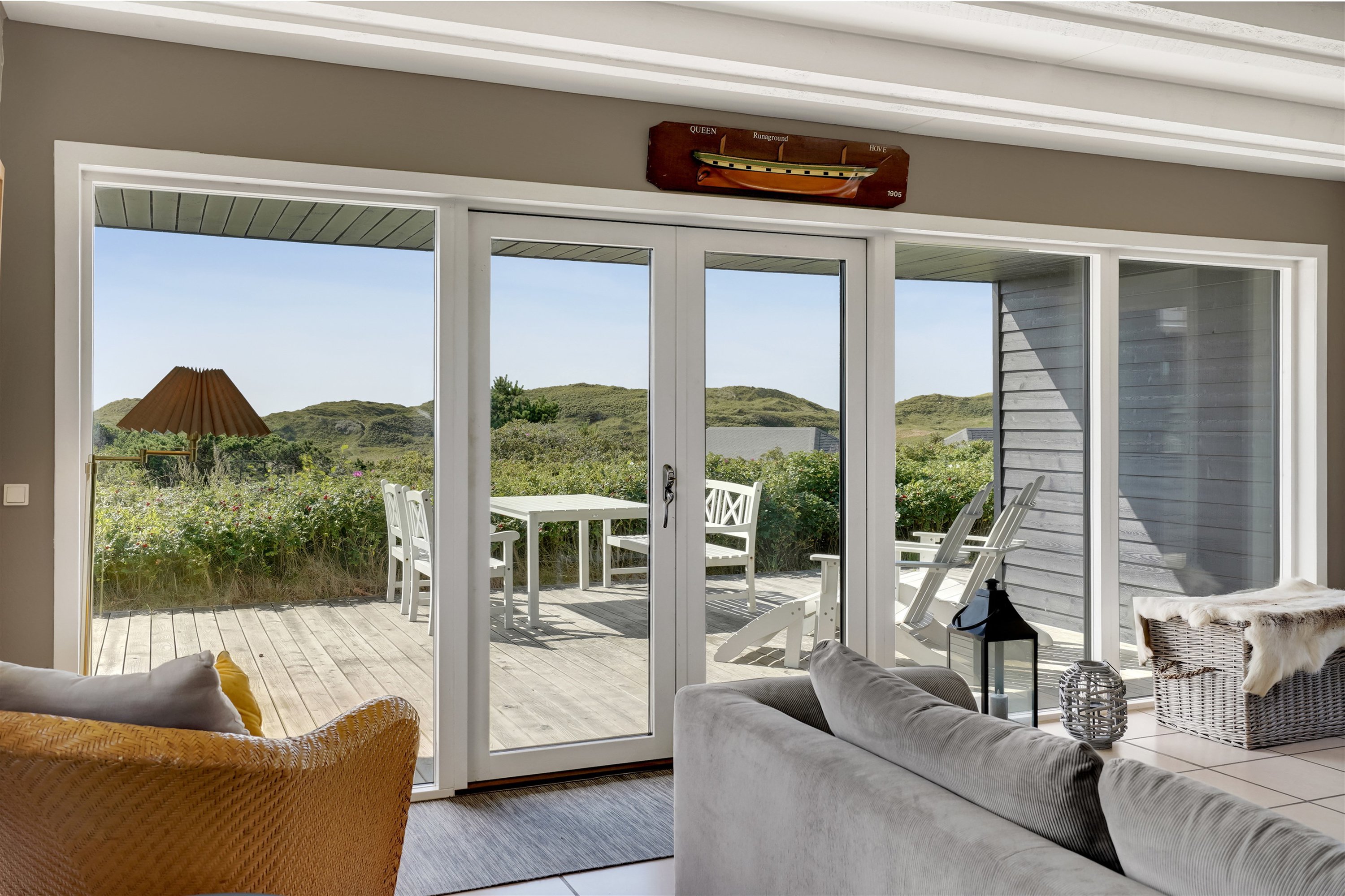 Fremhævet stue billede i fuldskærmstilstand. Billede af Fyrrenålevej 9, Henne Strand, 6854 Henne