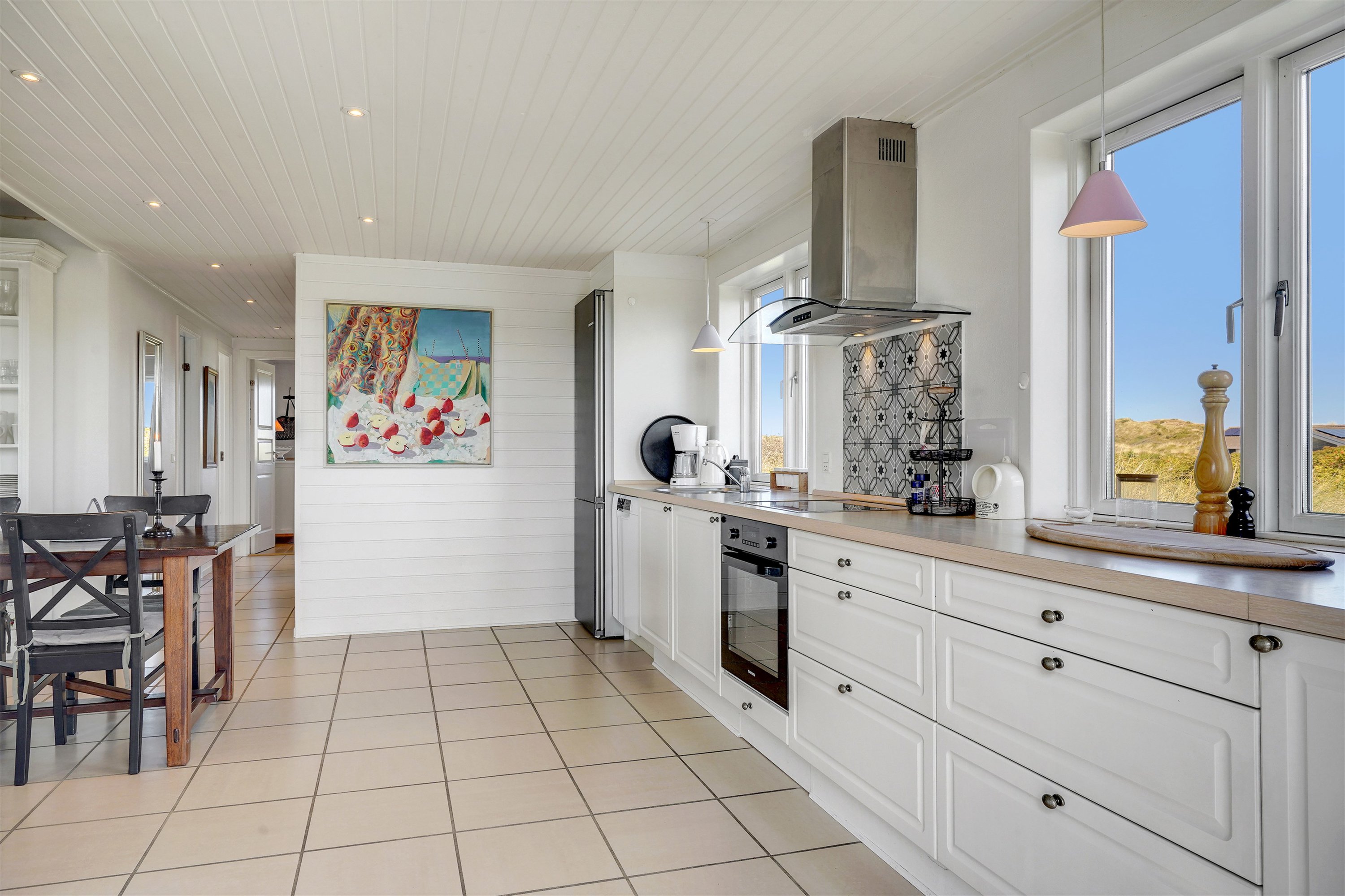 Fremhævet køkken billede i fuldskærmstilstand. Billede af Fyrrenålevej 9, Henne Strand, 6854 Henne