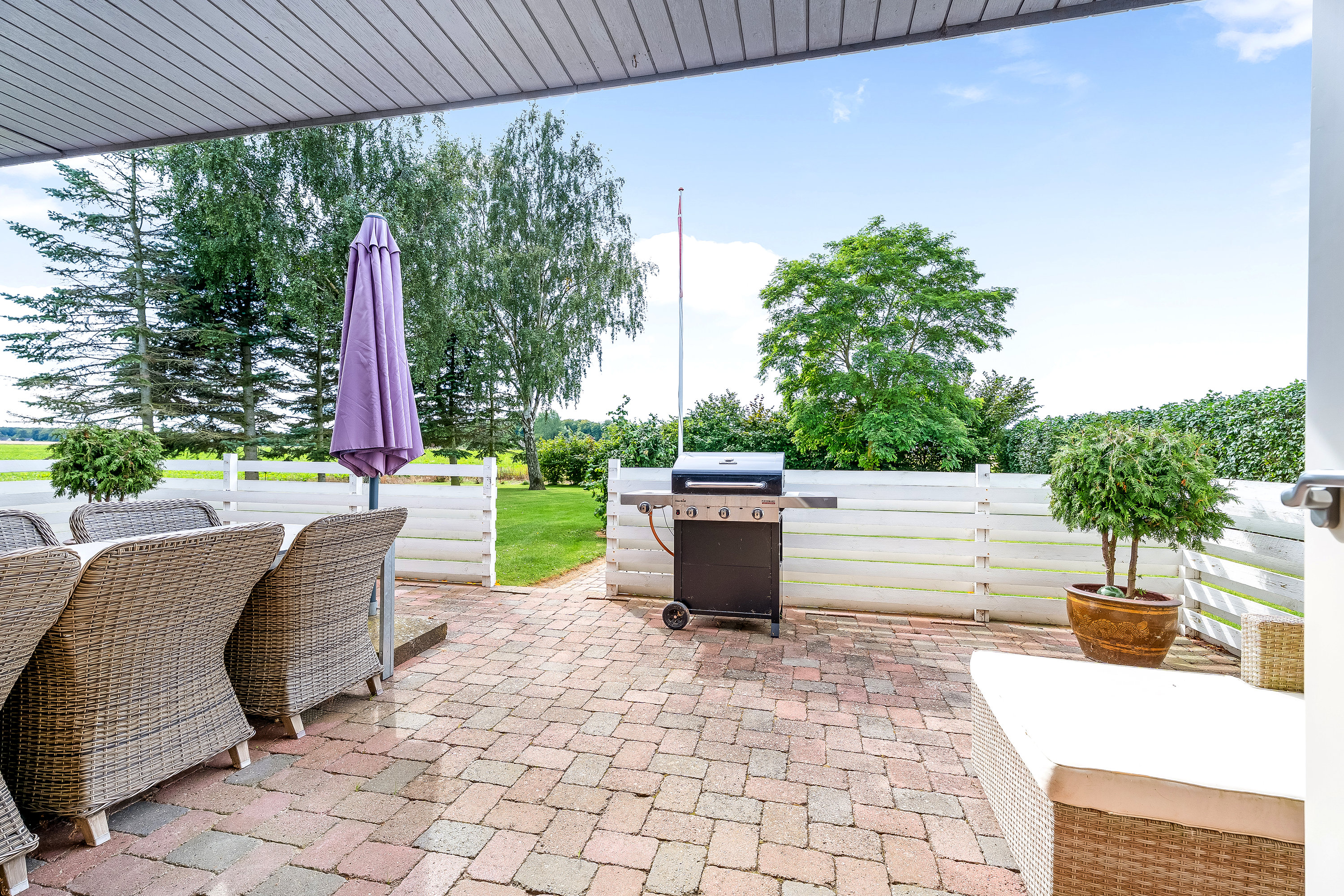 Fremhævet terrasse billede i fuldskærmstilstand. Billede af Mageltving Møllevej 21, 4943 Torrig L