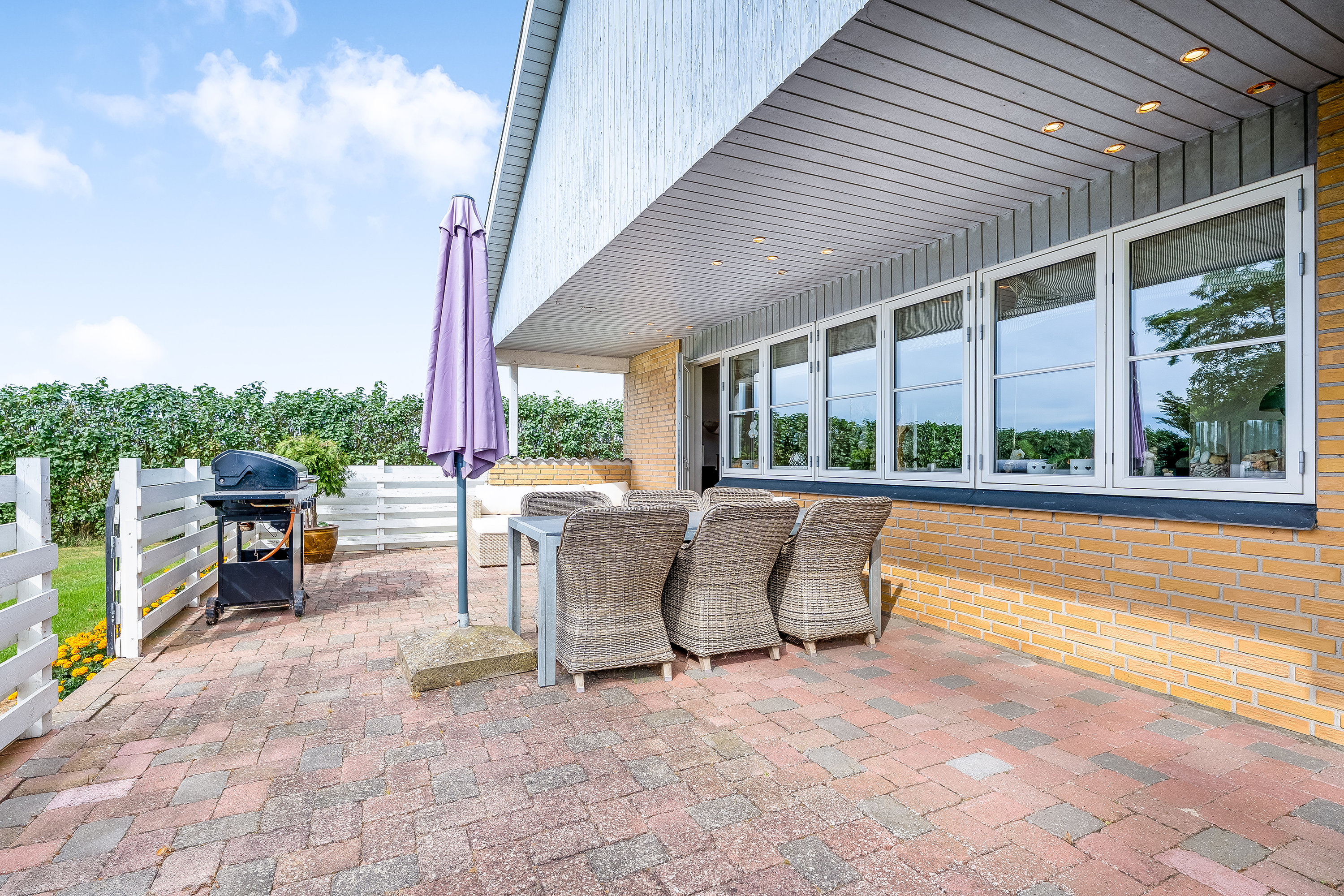 Fremhævet terrasse billede i fuldskærmstilstand. Billede af Mageltving Møllevej 21, 4943 Torrig L