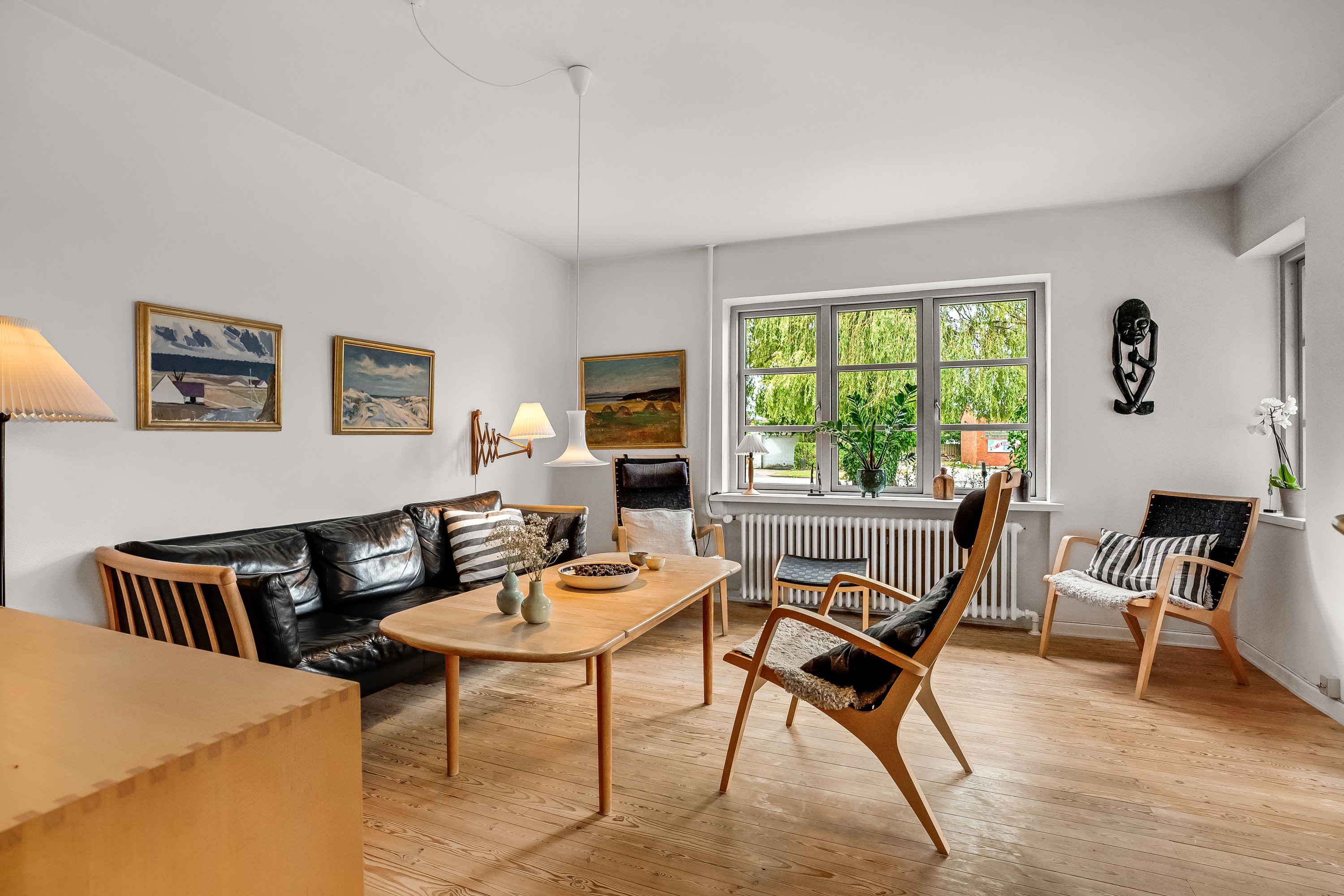 Fremhævet stue billede i fuldskærmstilstand. Billede af Lillievej 2, 4900 Nakskov