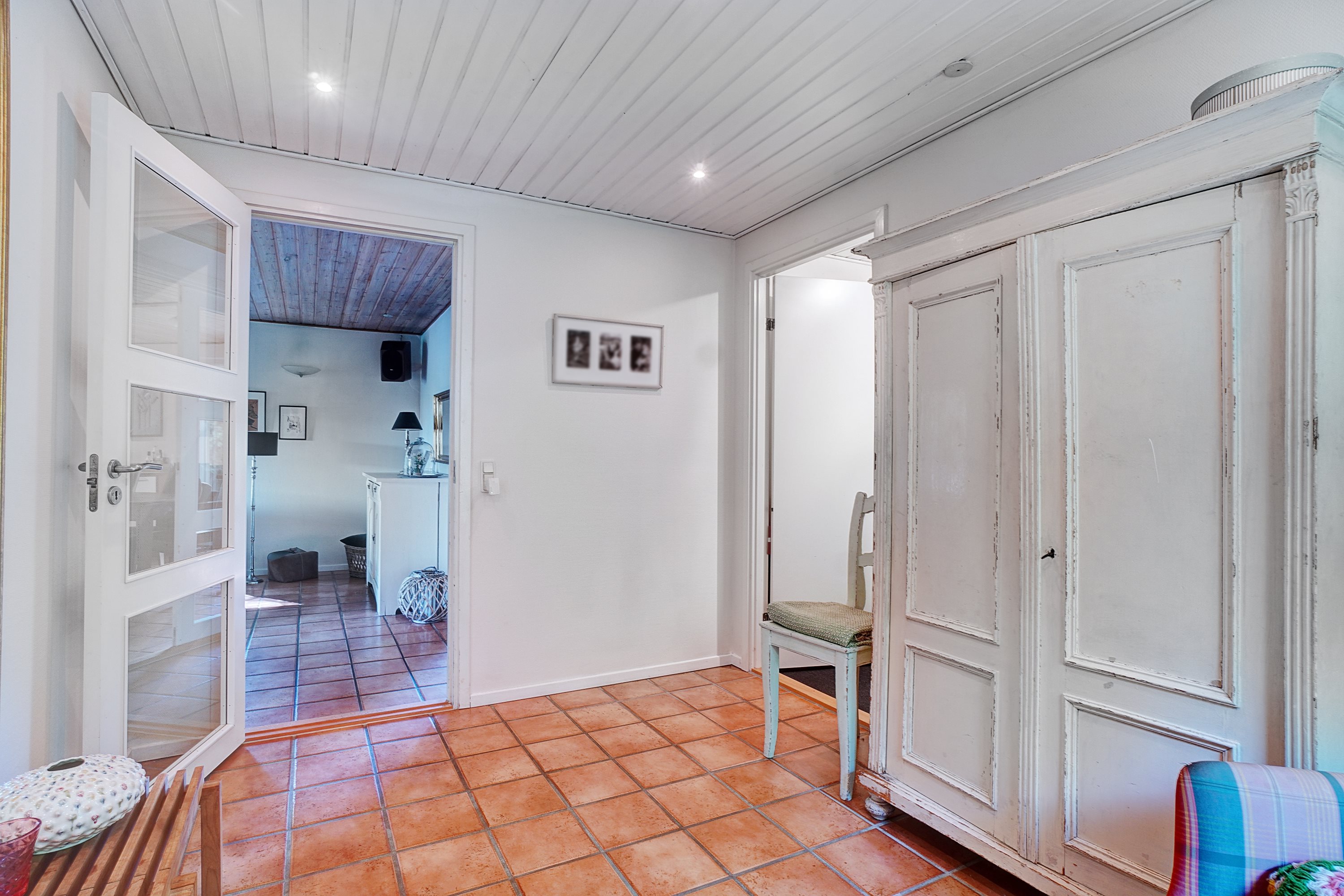 Miniaturebillede 2: entré. Billede af Bag Vænget 23, 3400 Hillerød