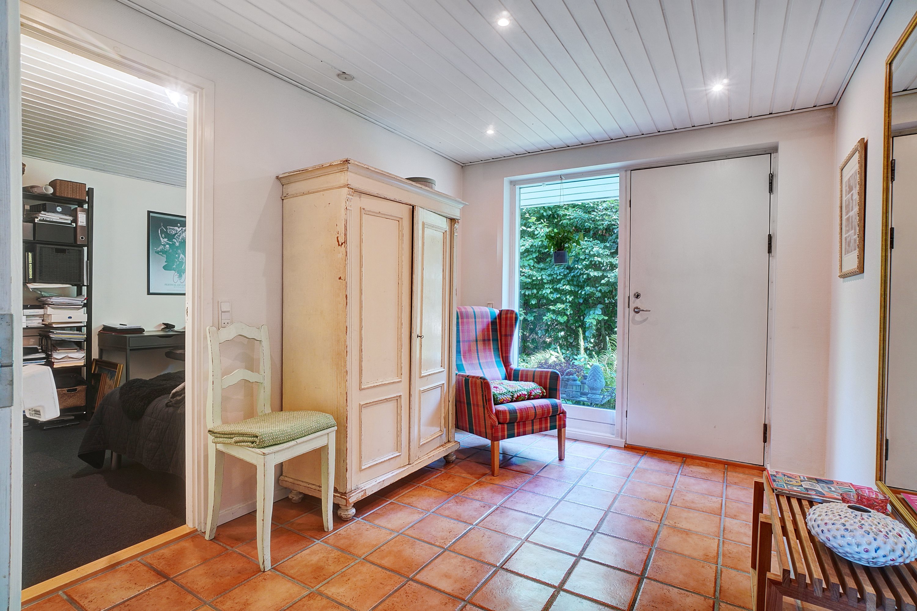 Miniaturebillede 1: entré. Billede af Bag Vænget 23, 3400 Hillerød