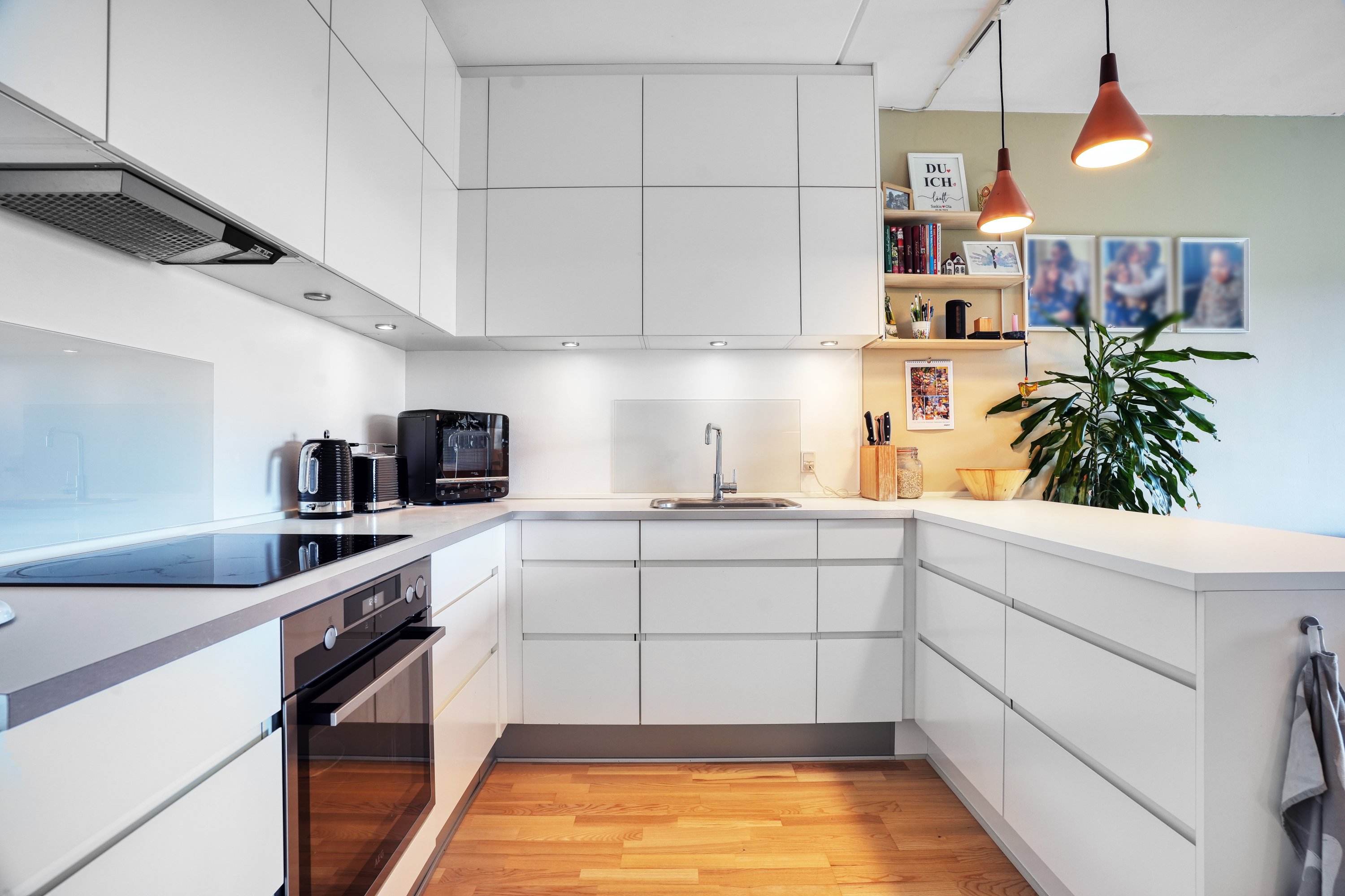 Fremhævet køkken billede i fuldskærmstilstand. Billede af Tove Maës Vej 1, 3. th., 2500 Valby