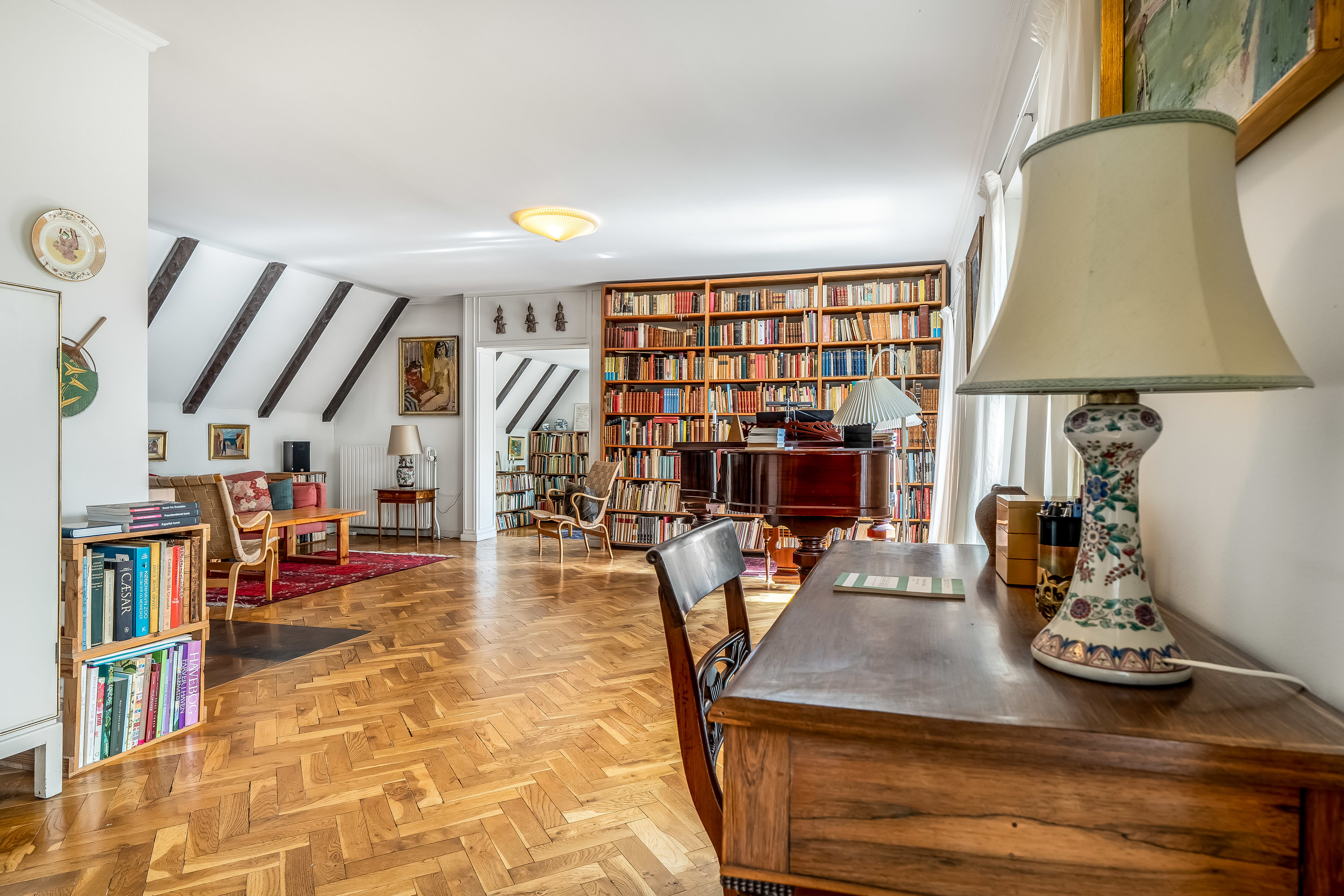 Fremhævet  billede i fuldskærmstilstand. Billede af Bredevej 18, 2830 Virum