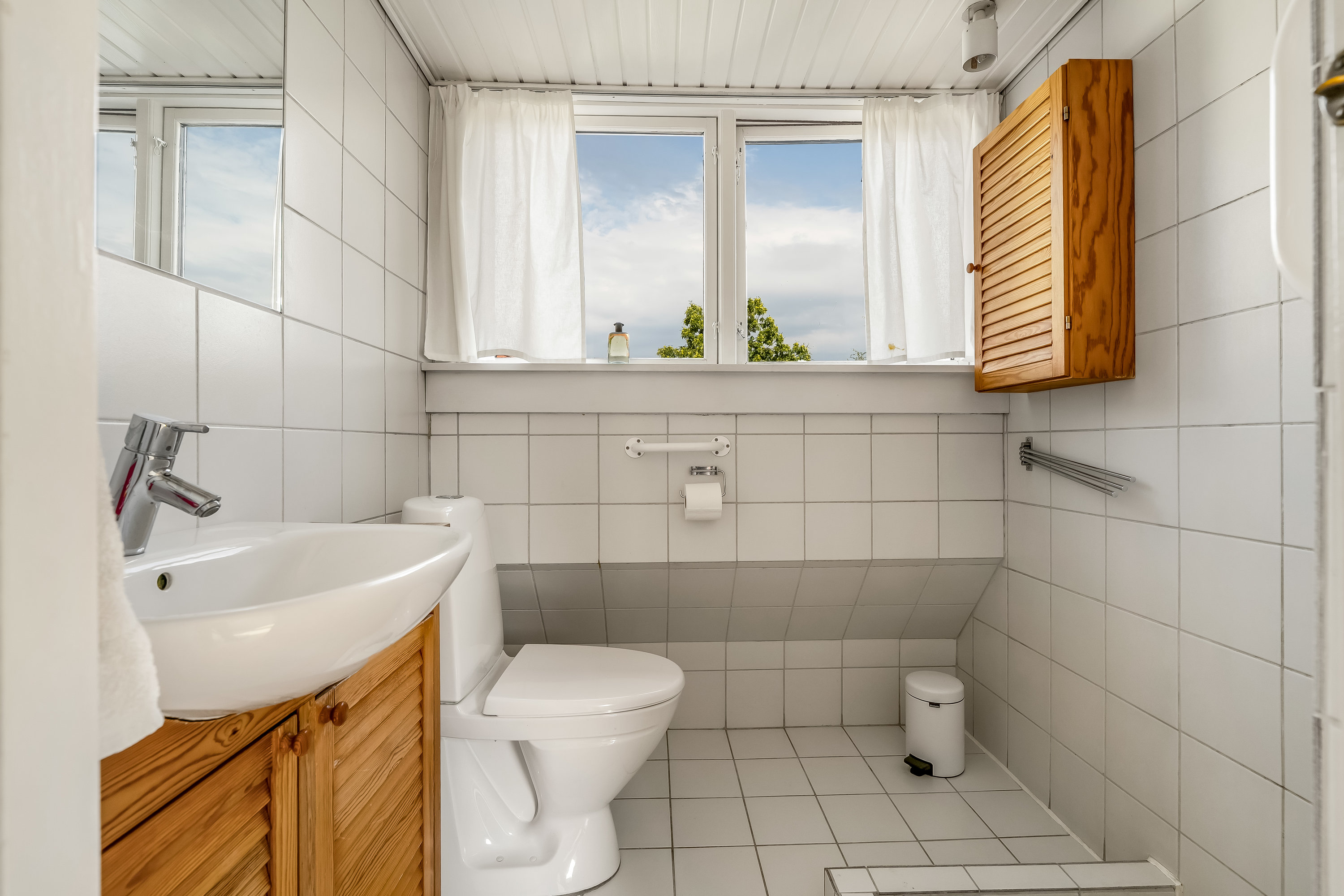 Fremhævet  billede i fuldskærmstilstand. Billede af Bredevej 18, 2830 Virum