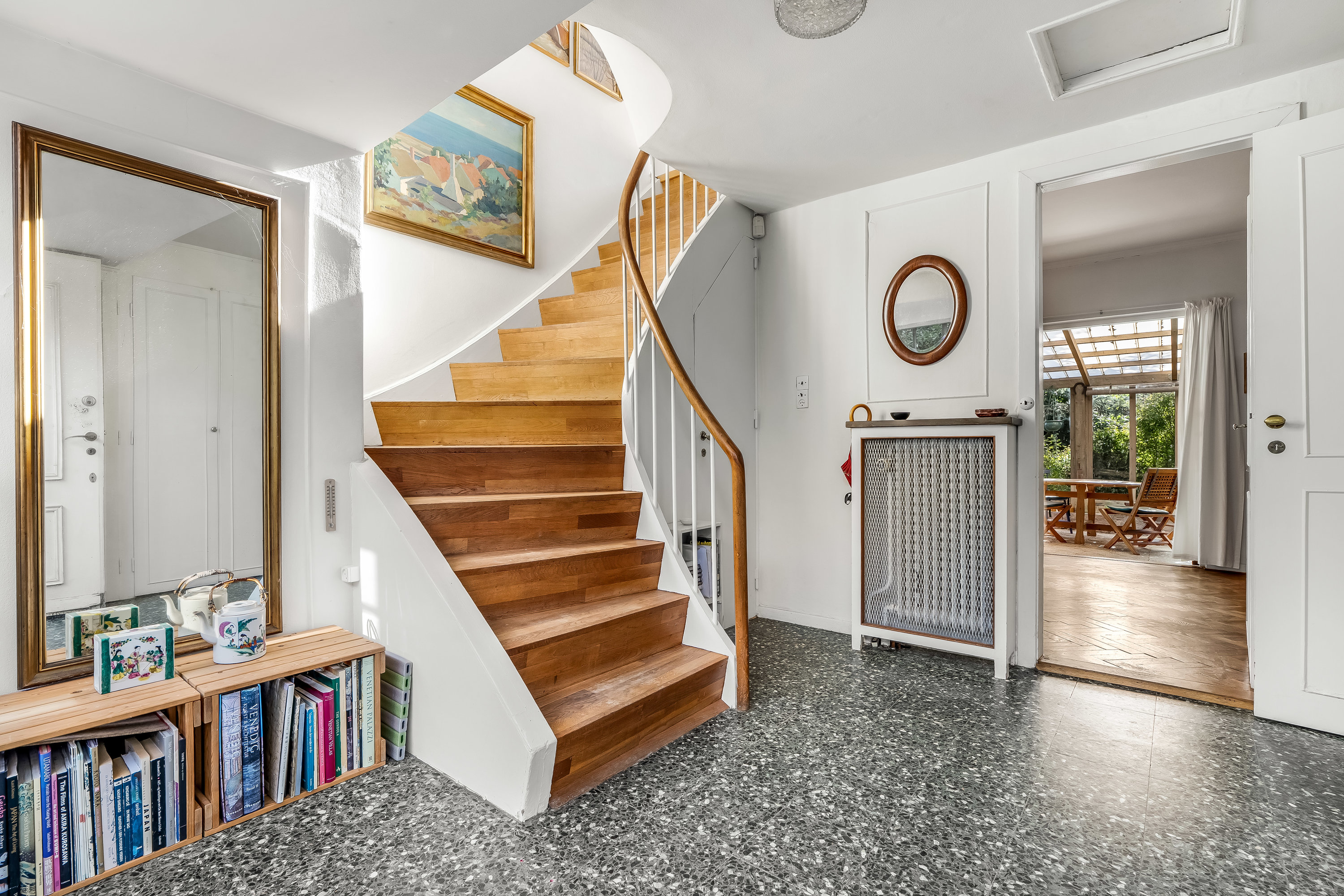 Fremhævet  billede i fuldskærmstilstand. Billede af Bredevej 18, 2830 Virum