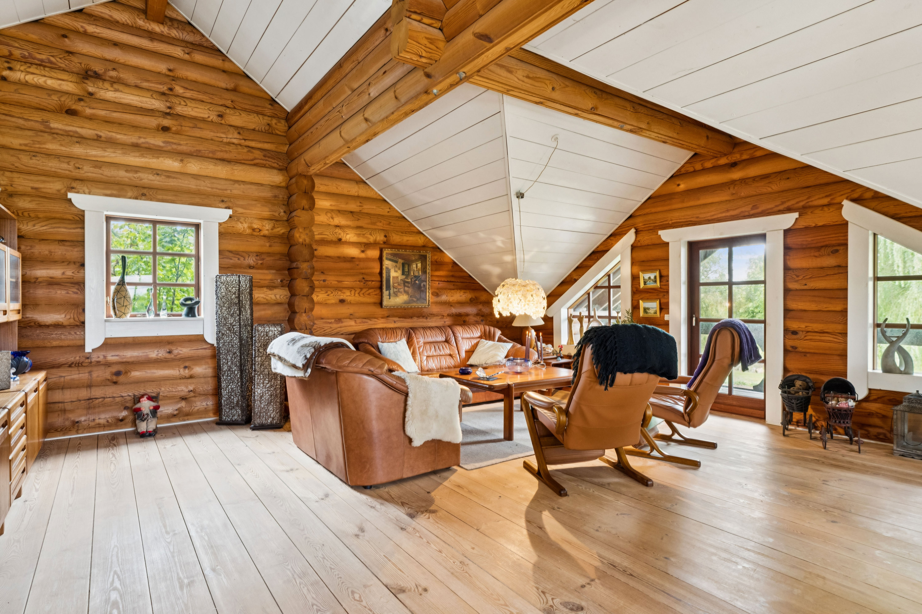 Fremhævet stue billede i fuldskærmstilstand. Billede af Østervej 14, Mjels, 6430 Nordborg