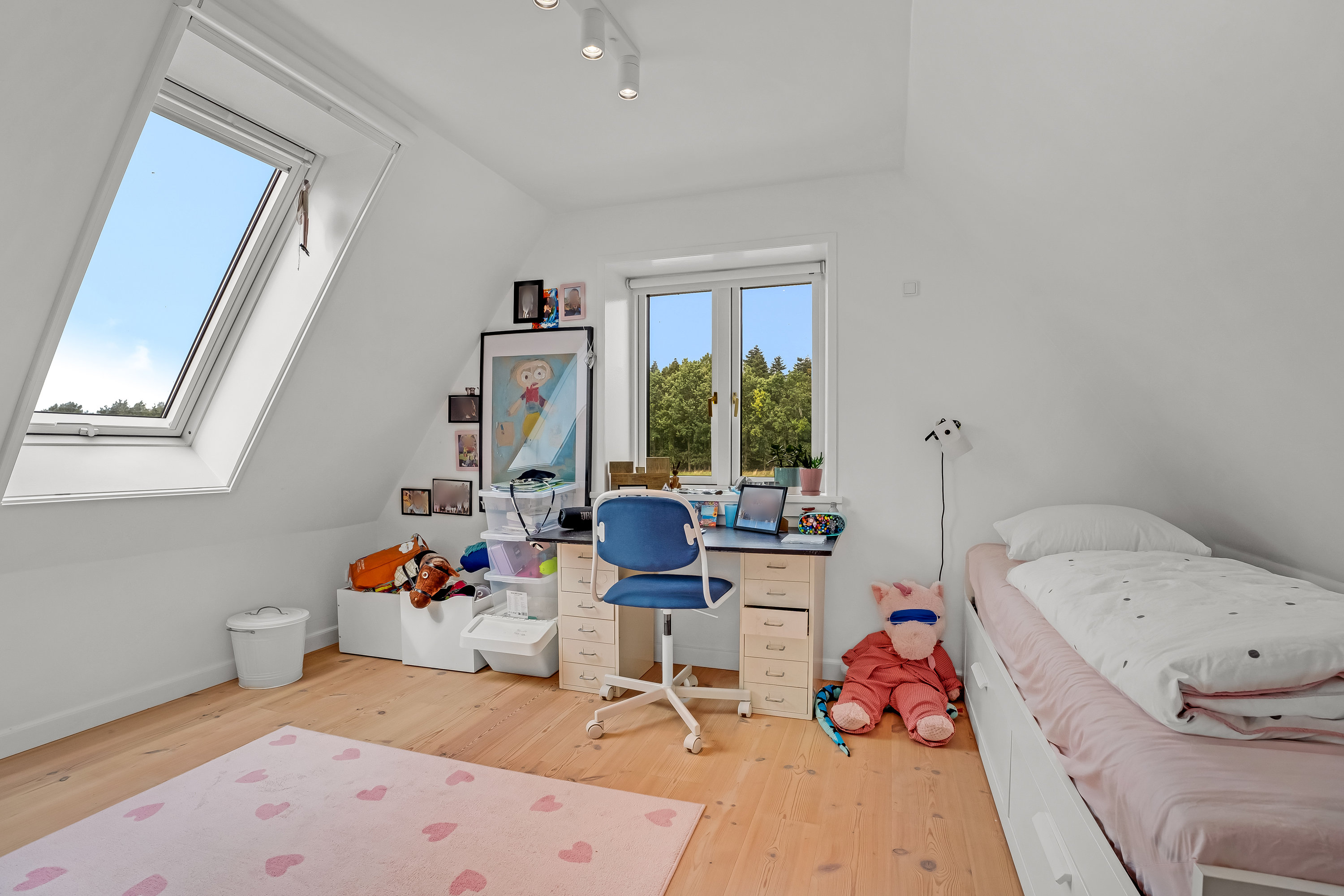 Fremhævet værelse billede i fuldskærmstilstand. Billede af Hellenæs-Stien 17, 4912 Harpelunde