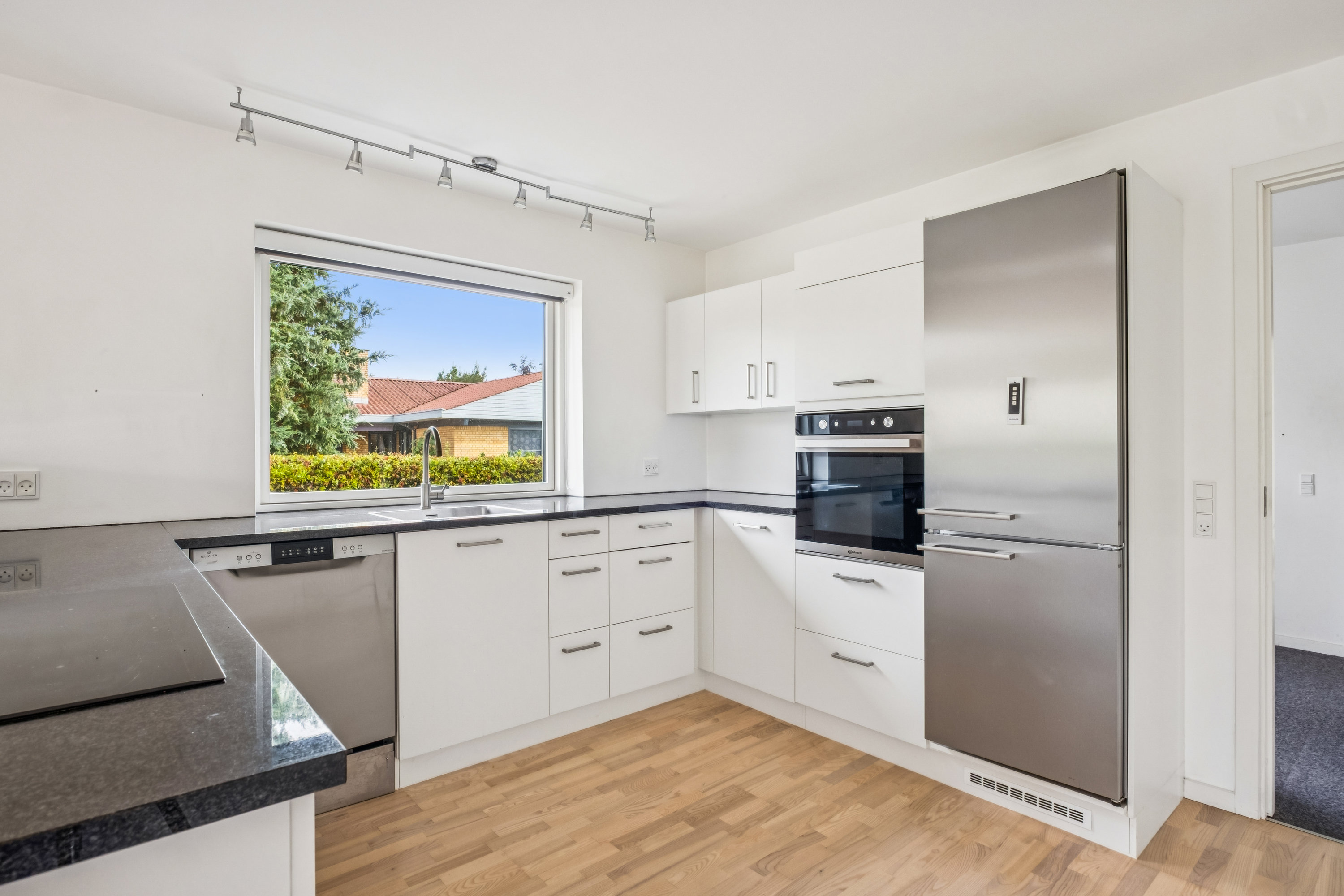 Fremhævet køkken billede i fuldskærmstilstand. Billede af Skovvejen 39, 8740 Brædstrup