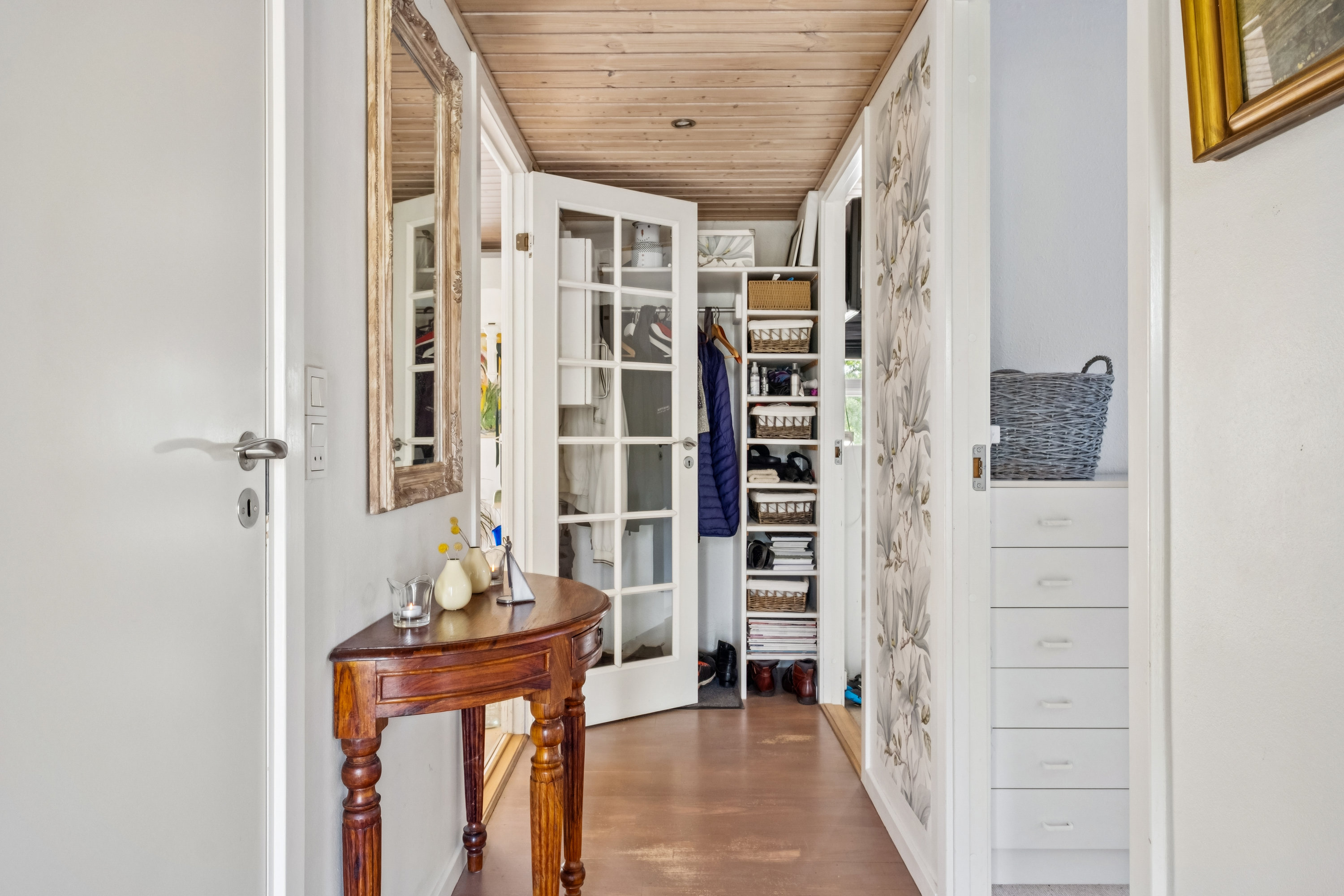 Fremhævet gang billede i fuldskærmstilstand. Billede af Vestervænget 3, Tvingstrup, 8700 Horsens