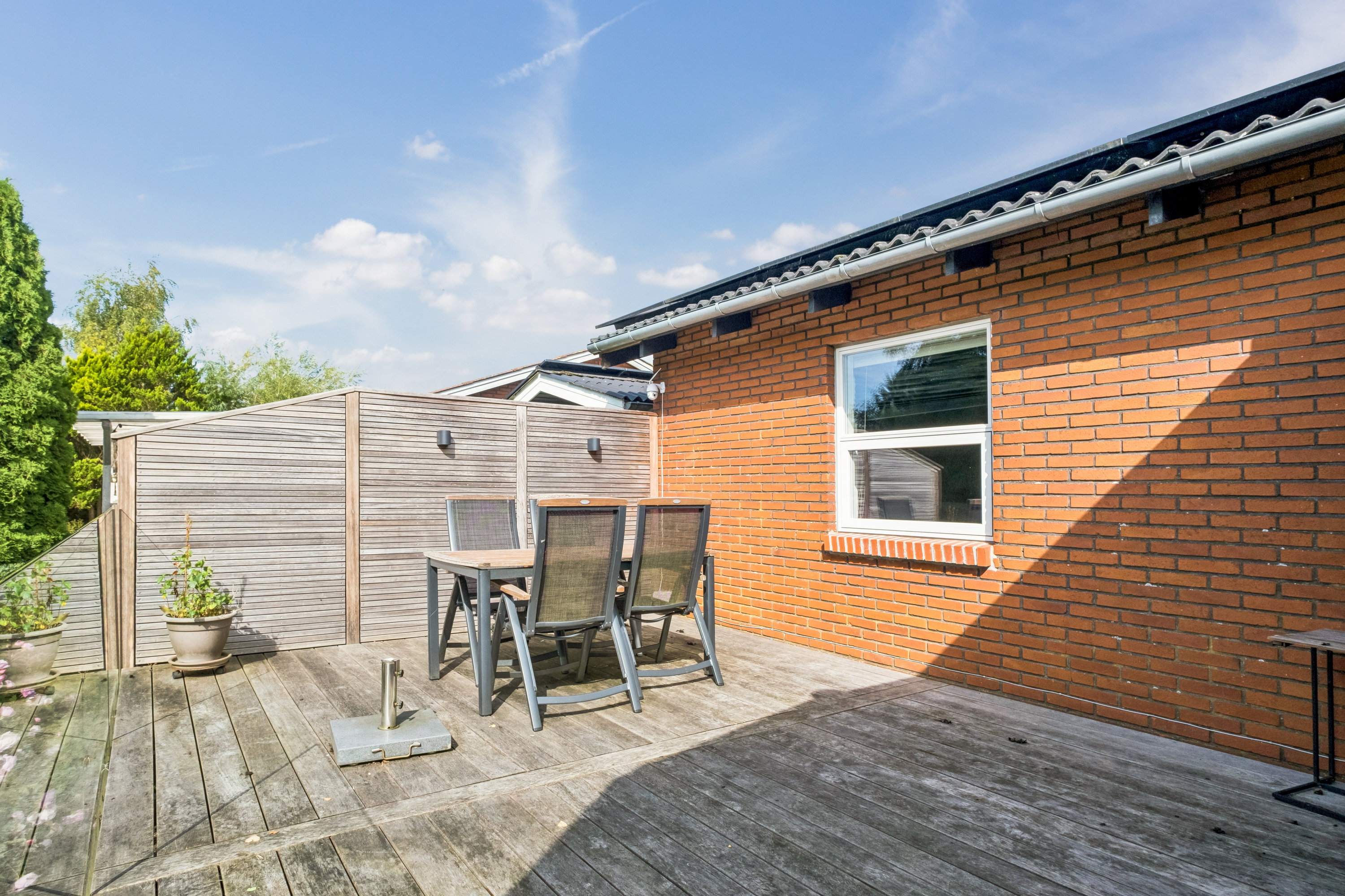 Fremhævet terrasse billede i fuldskærmstilstand. Billede af Vestervænget 3, Tvingstrup, 8700 Horsens