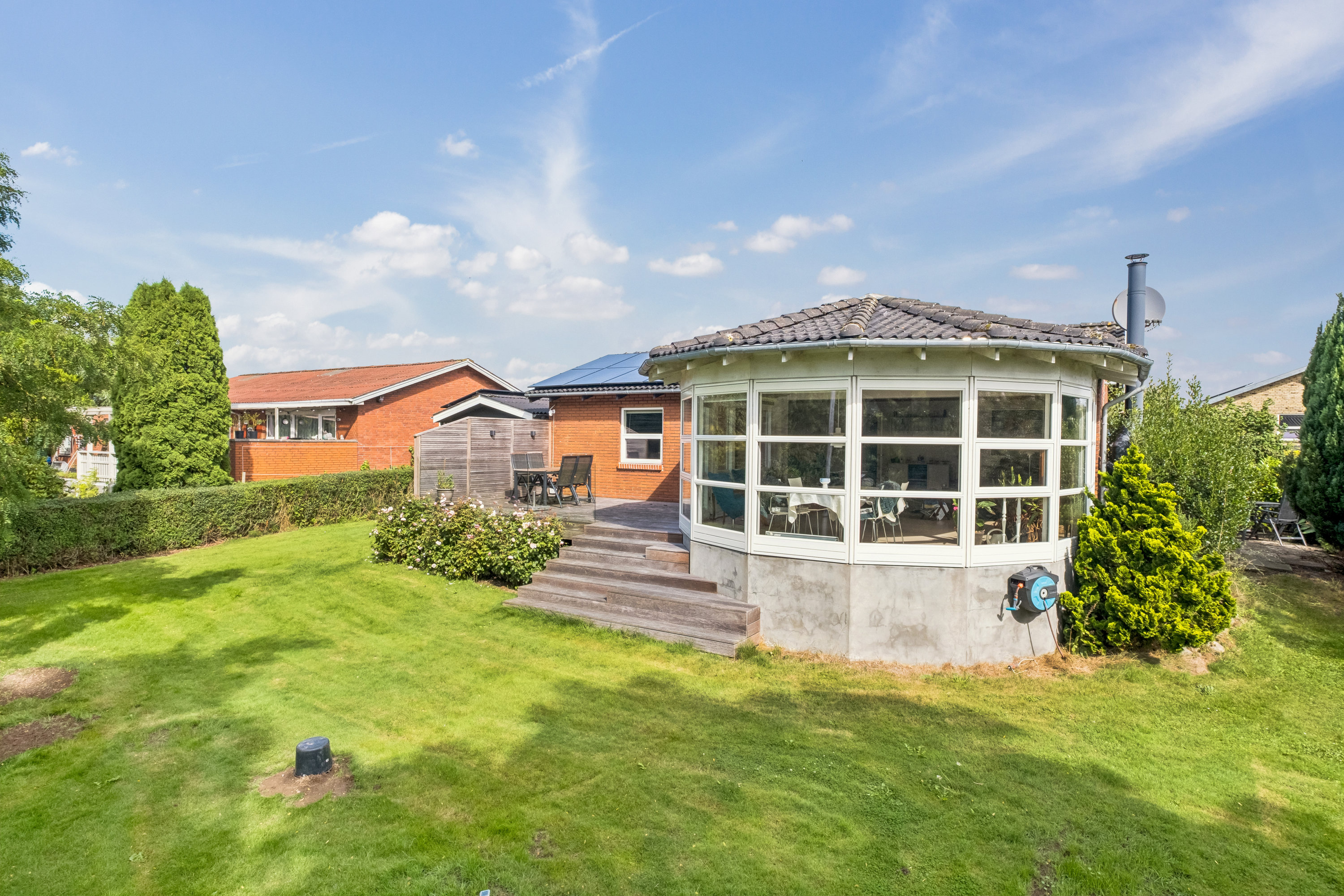 Villa: Set fra haven  på Vestervænget 3, Tvingstrup, 8700 Horsens