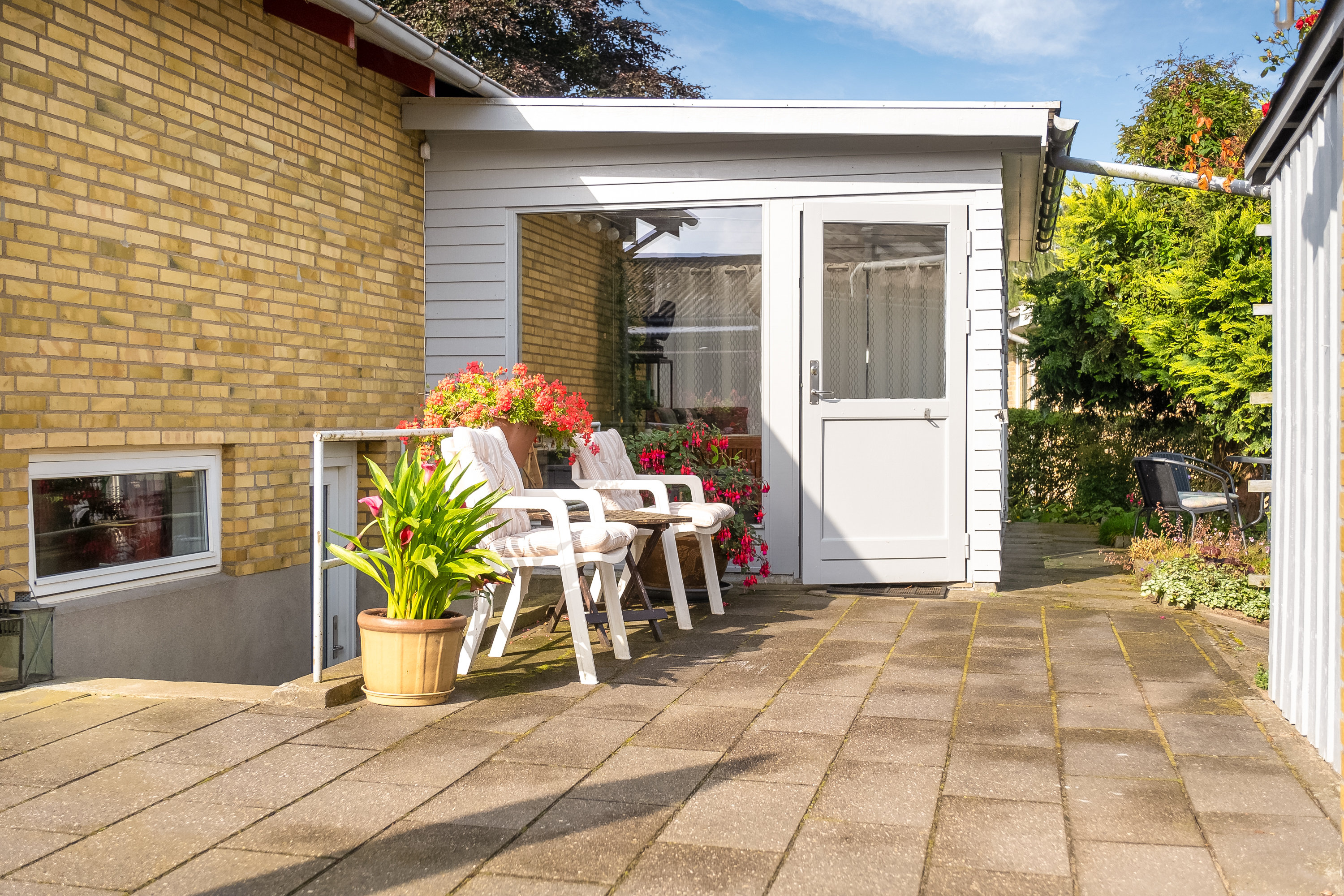 Fremhævet terrasse billede i fuldskærmstilstand. Billede af Dyrehøjvej 28, Brobyværk, 5672 Broby