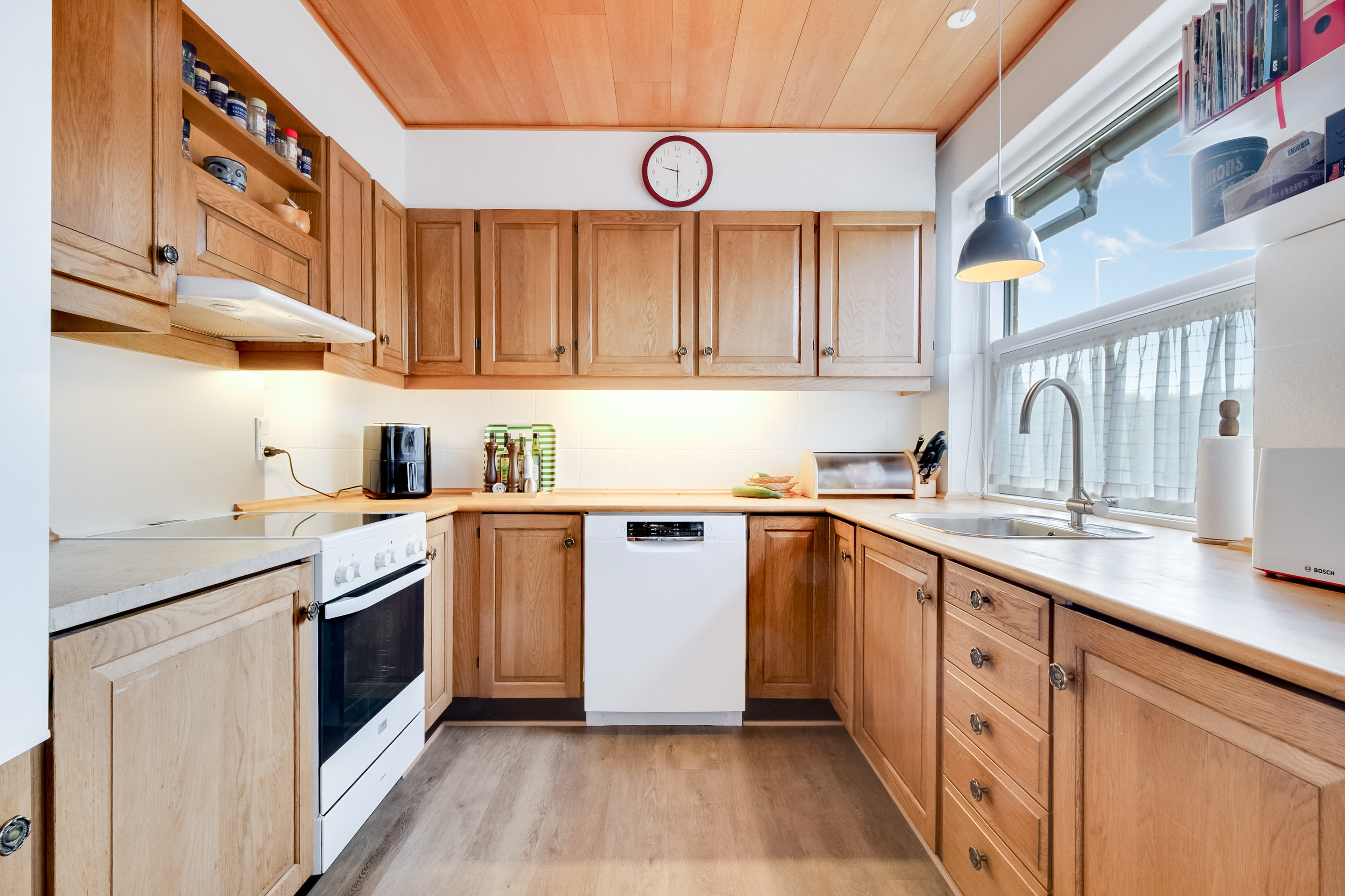 Miniaturebillede 2: køkken. Billede af Dyrehøjvej 28, Brobyværk, 5672 Broby