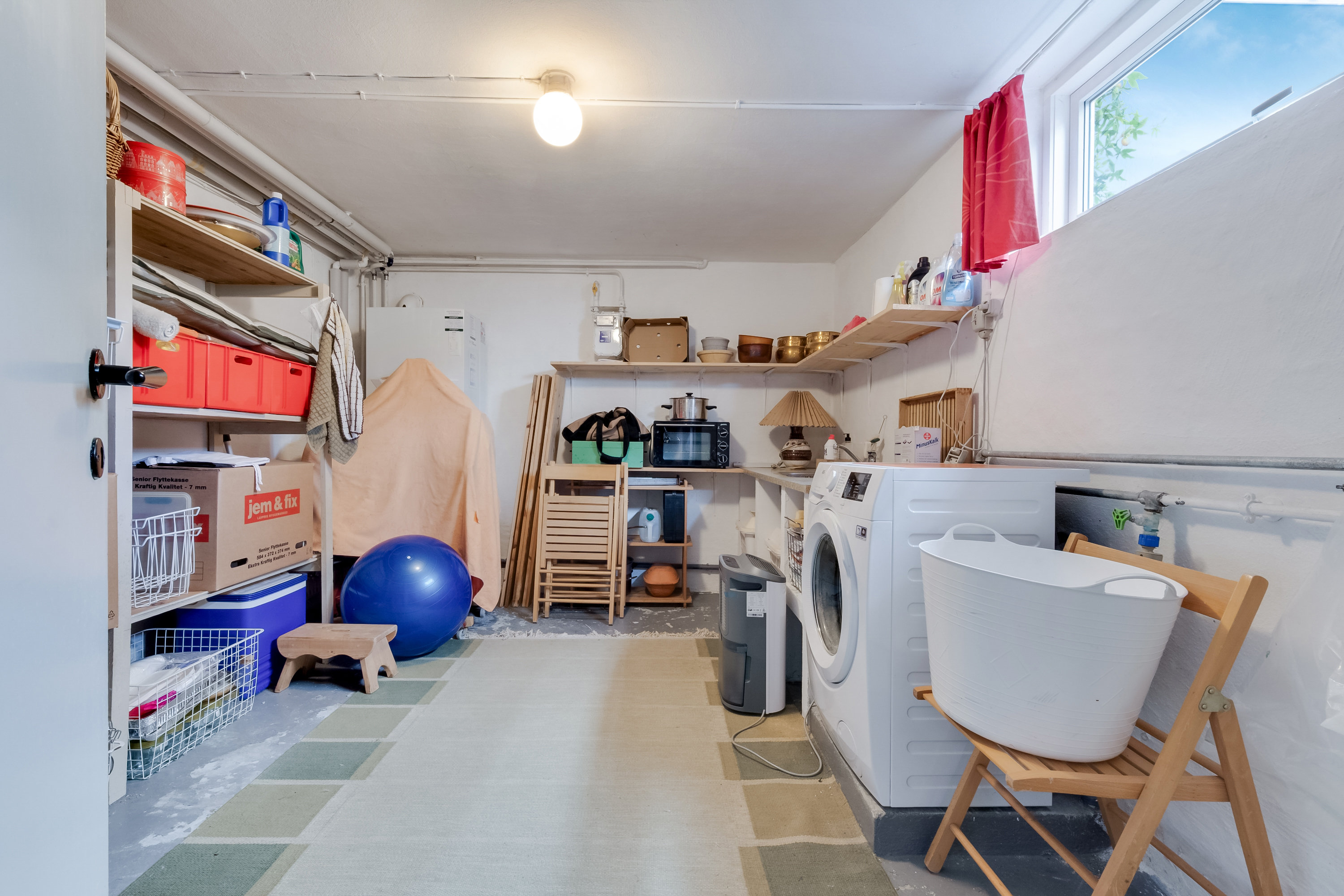 Fremhævet vaskerum billede i fuldskærmstilstand. Billede af Dyrehøjvej 28, Brobyværk, 5672 Broby