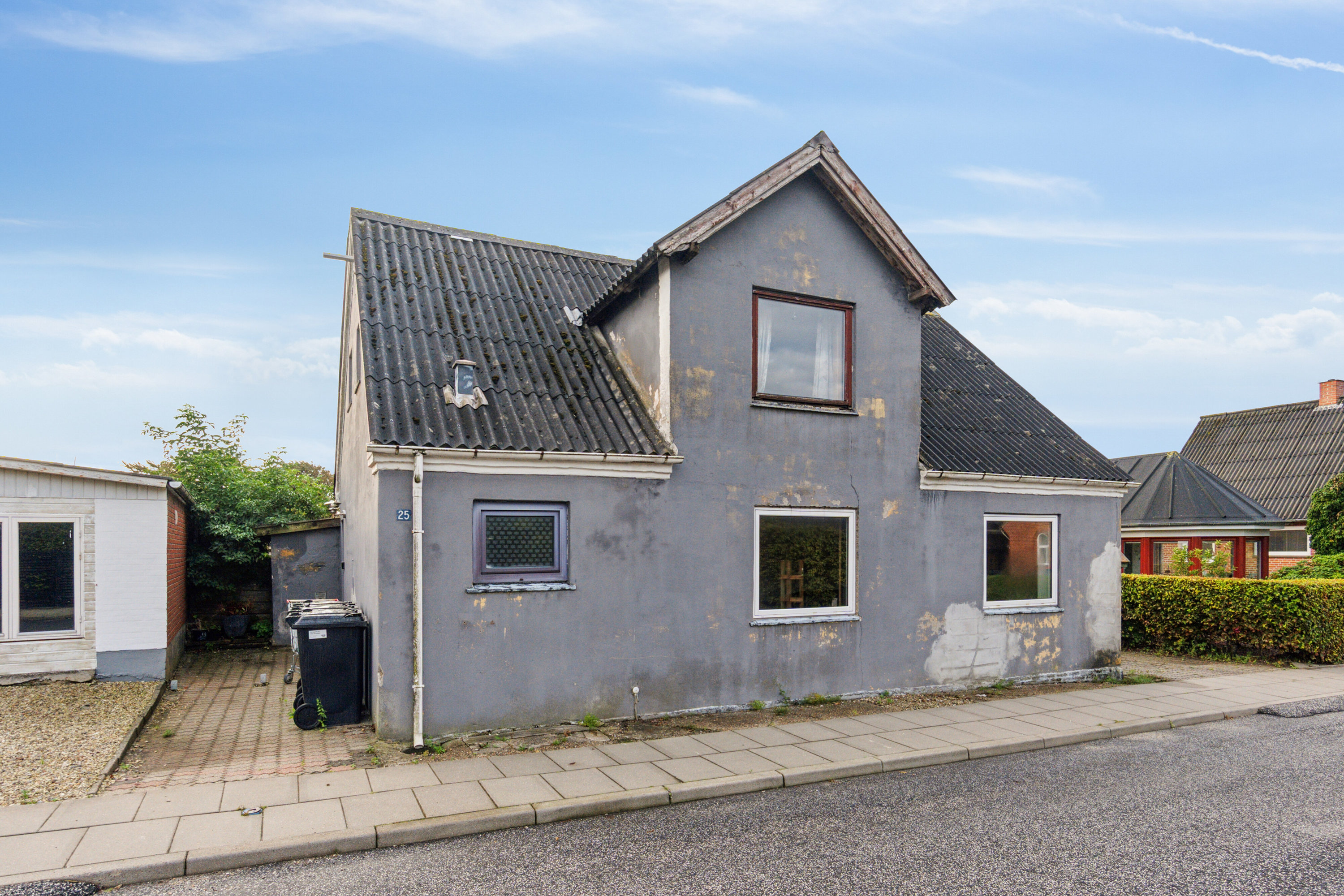 Fremhævet set fra vejen billede i fuldskærmstilstand. Billede af Vangsgade 25, 7752 Snedsted