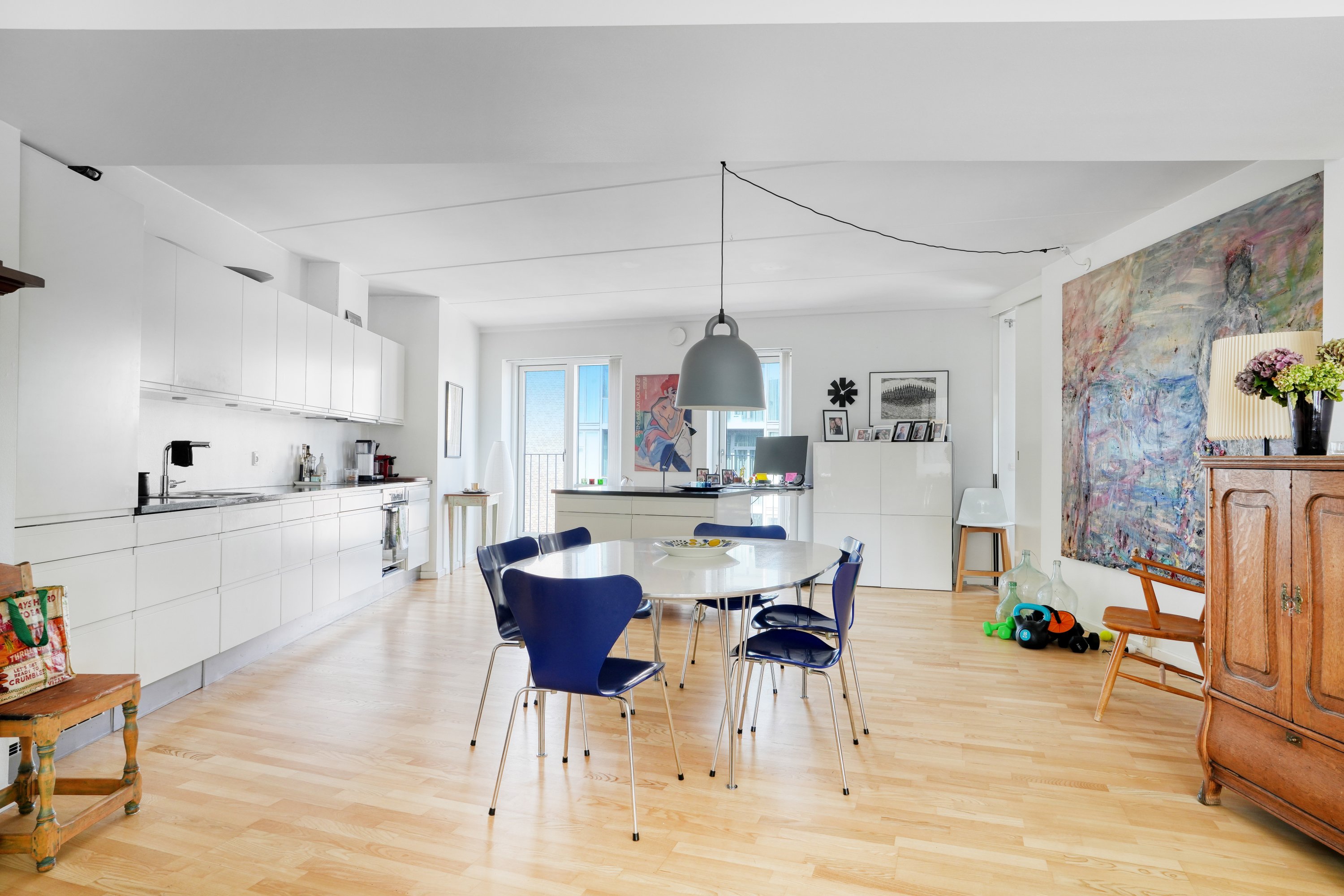 Fremhævet spisestue billede i fuldskærmstilstand. Billede af Pakhusvej 2, 5. tv., 2100 København Ø