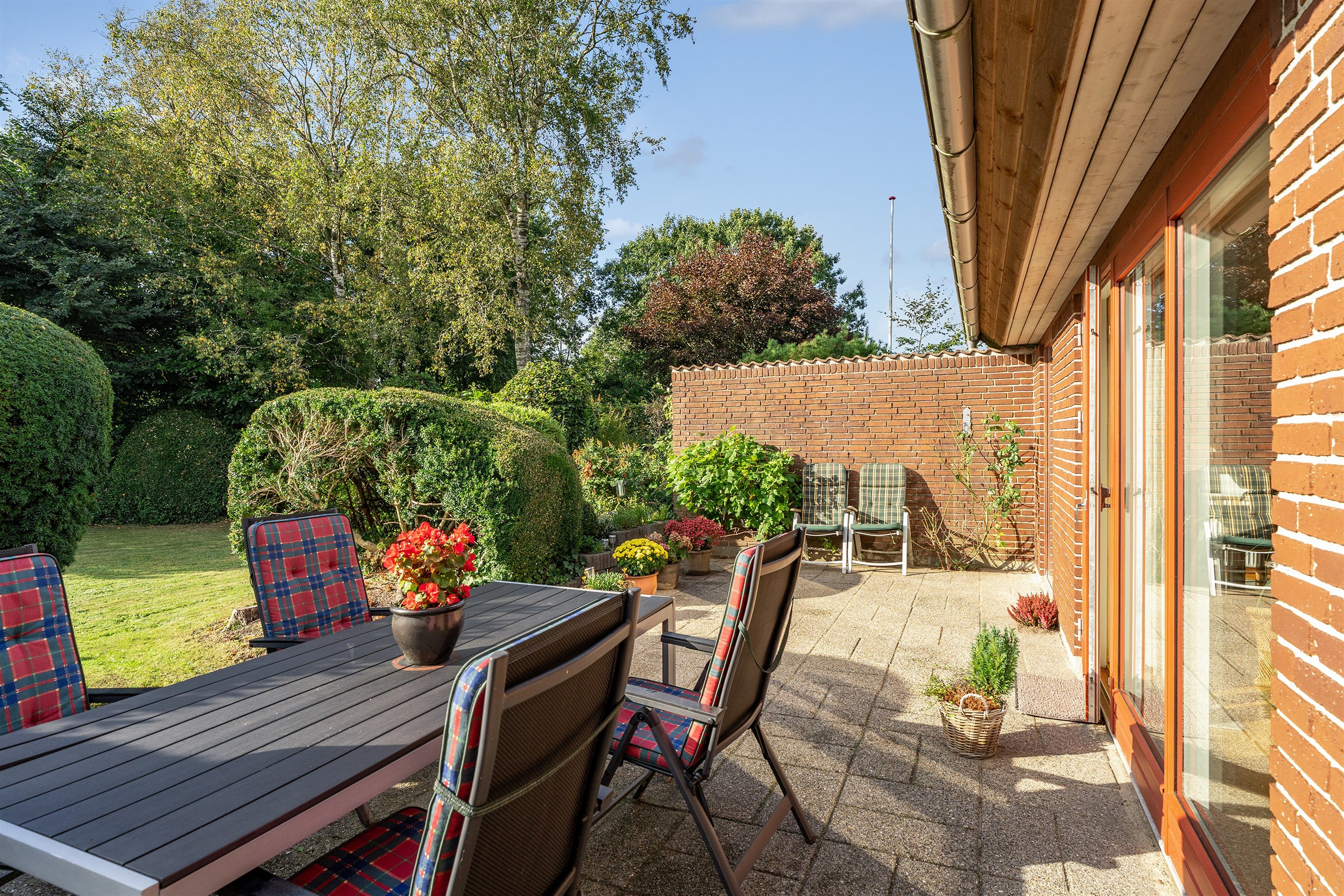 Fremhævet terrasse billede i fuldskærmstilstand. Billede af Mølleparken 280, 7190 Billund