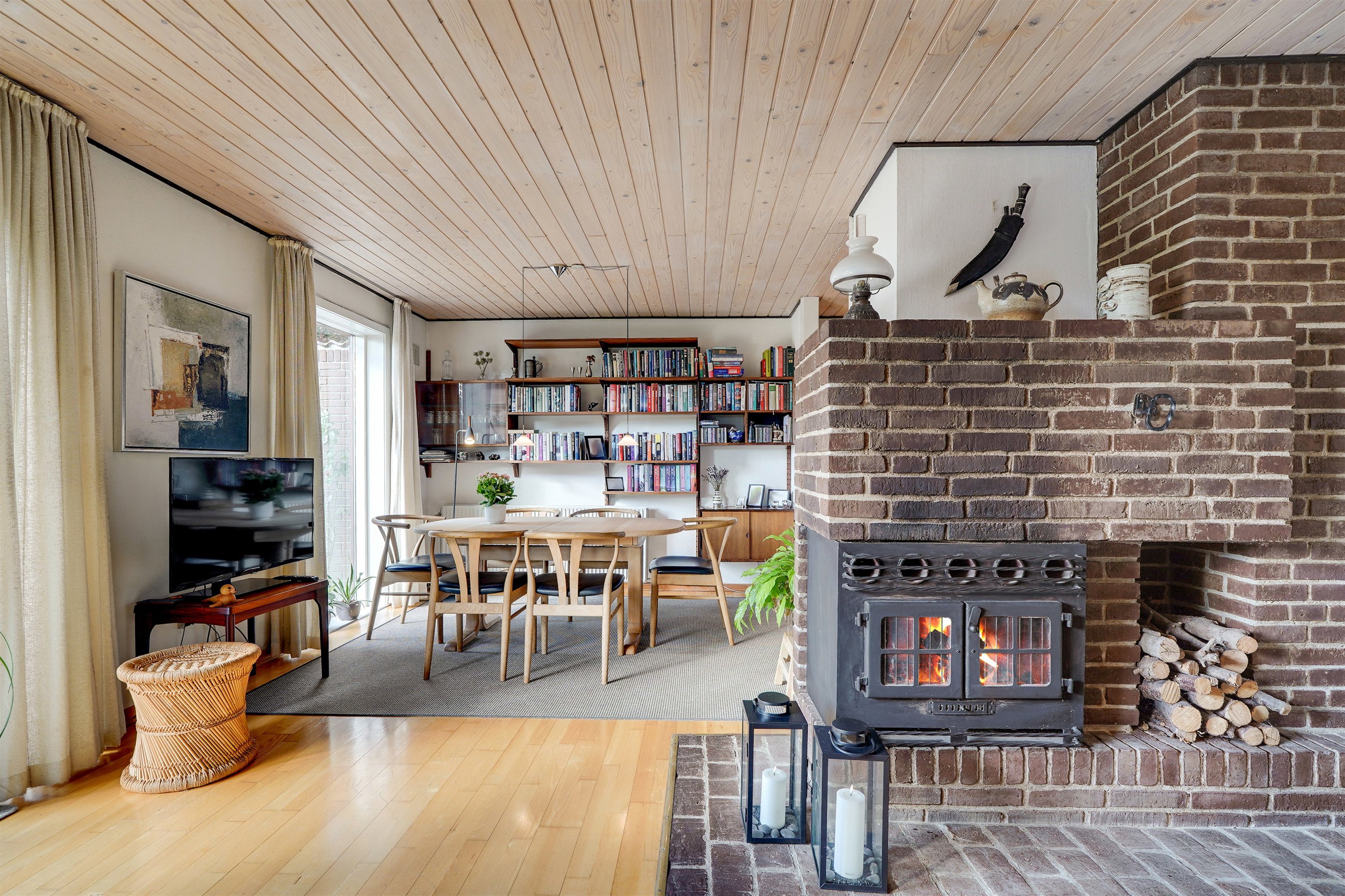 Fremhævet stue billede i fuldskærmstilstand. Billede af Mølleparken 280, 7190 Billund