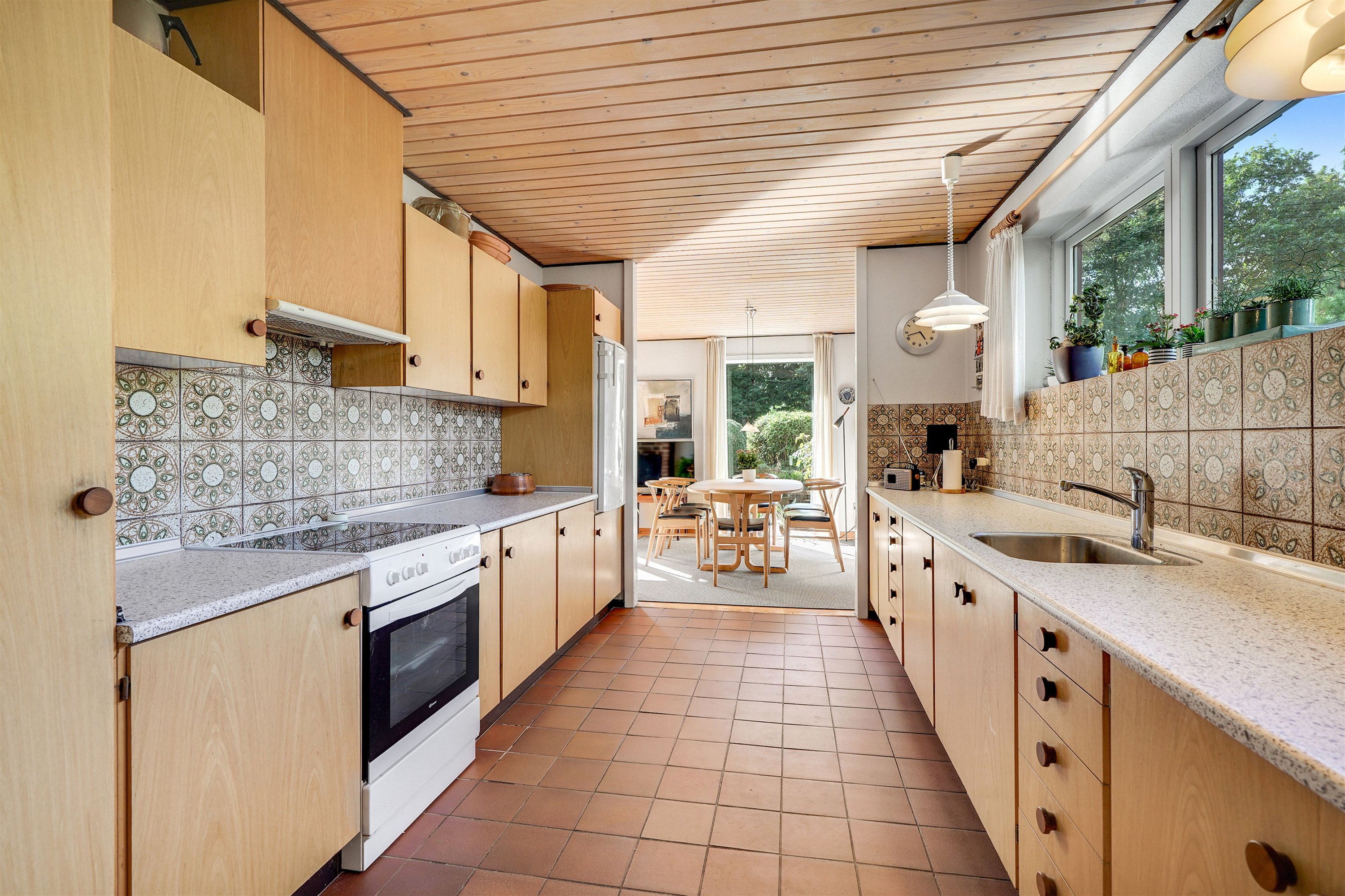 Fremhævet køkken billede i fuldskærmstilstand. Billede af Mølleparken 280, 7190 Billund