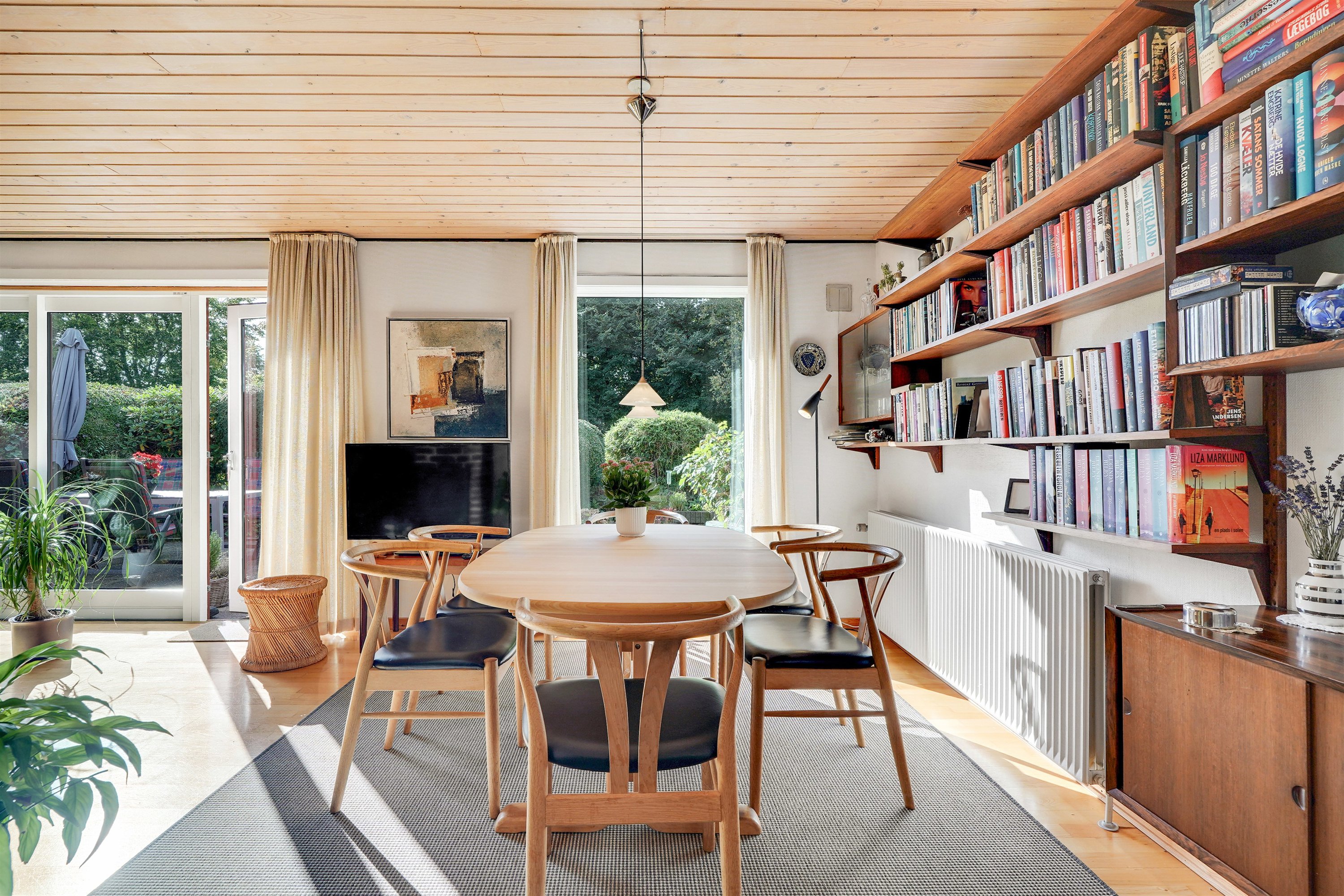 Fremhævet alrum billede i fuldskærmstilstand. Billede af Mølleparken 280, 7190 Billund