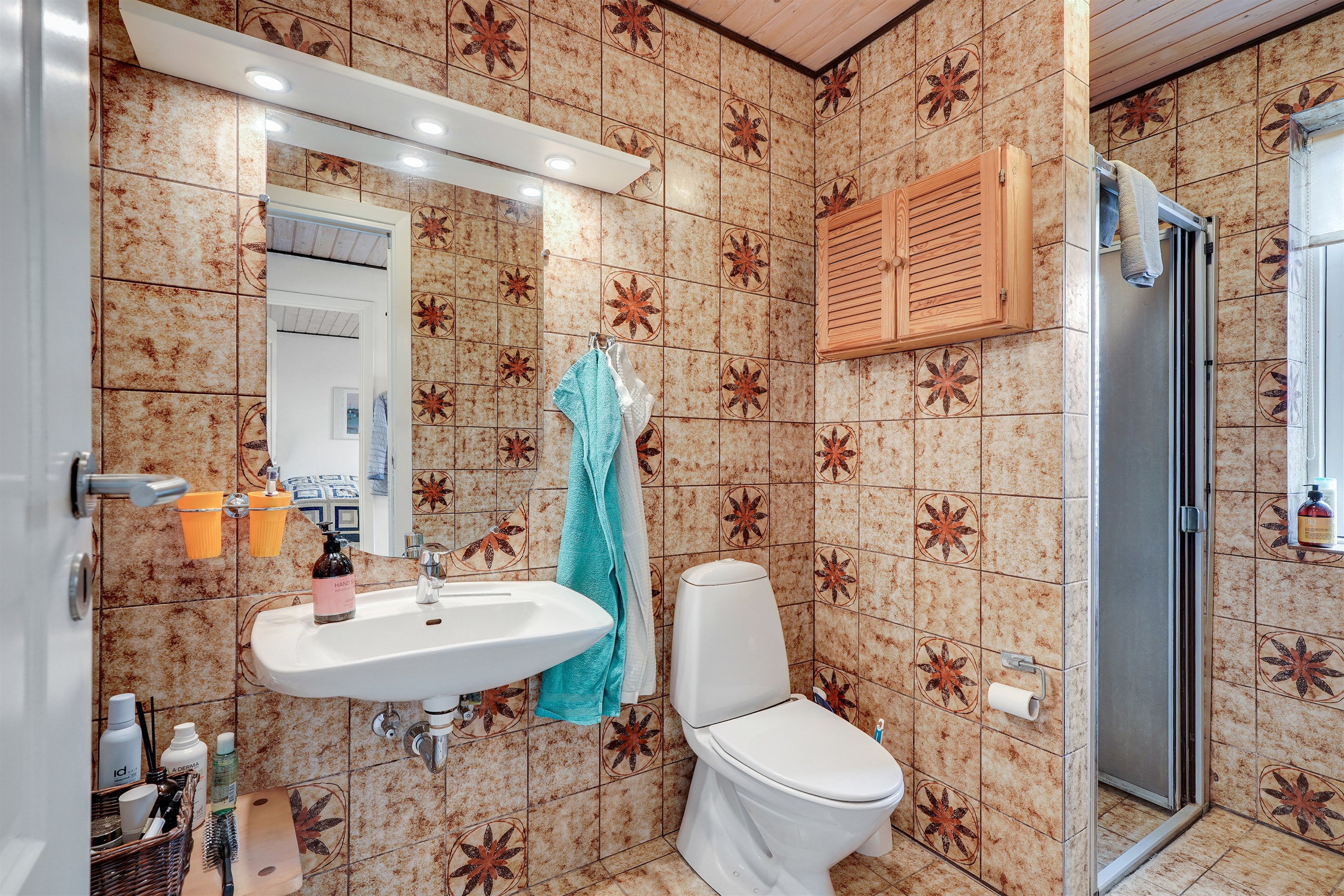 Fremhævet badeværelse billede i fuldskærmstilstand. Billede af Mølleparken 280, 7190 Billund