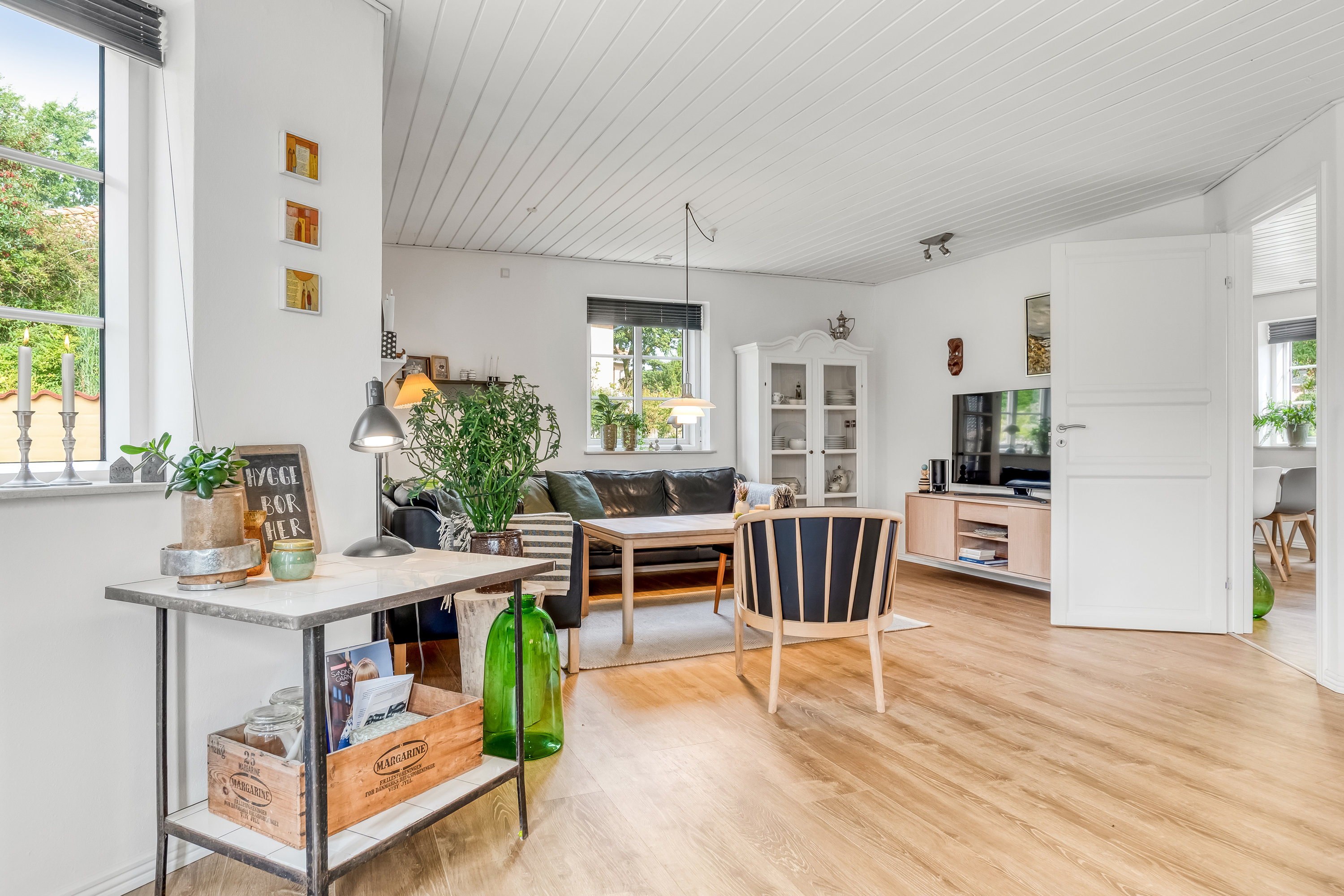 Fremhævet stue billede i fuldskærmstilstand. Billede af Åbrinken 26, 7550 Sørvad