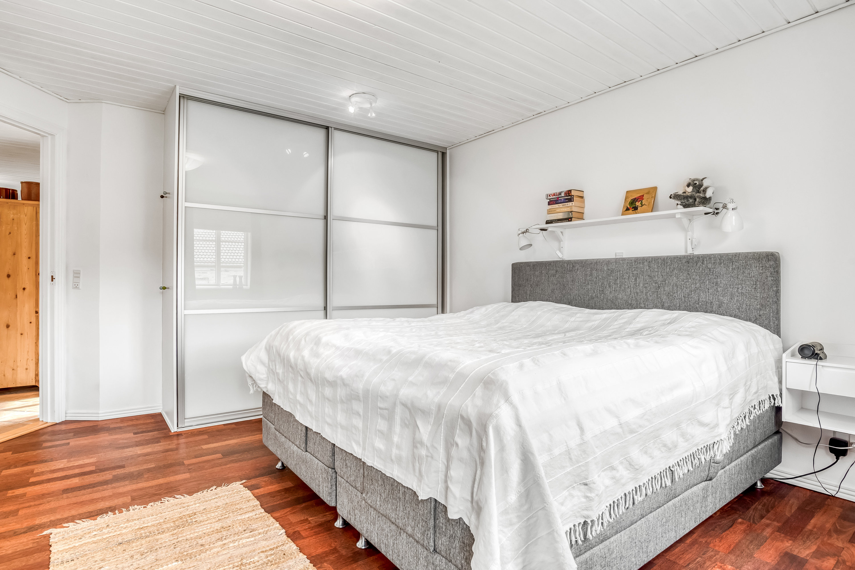 Fremhævet soveværelse billede i fuldskærmstilstand. Billede af Åbrinken 26, 7550 Sørvad