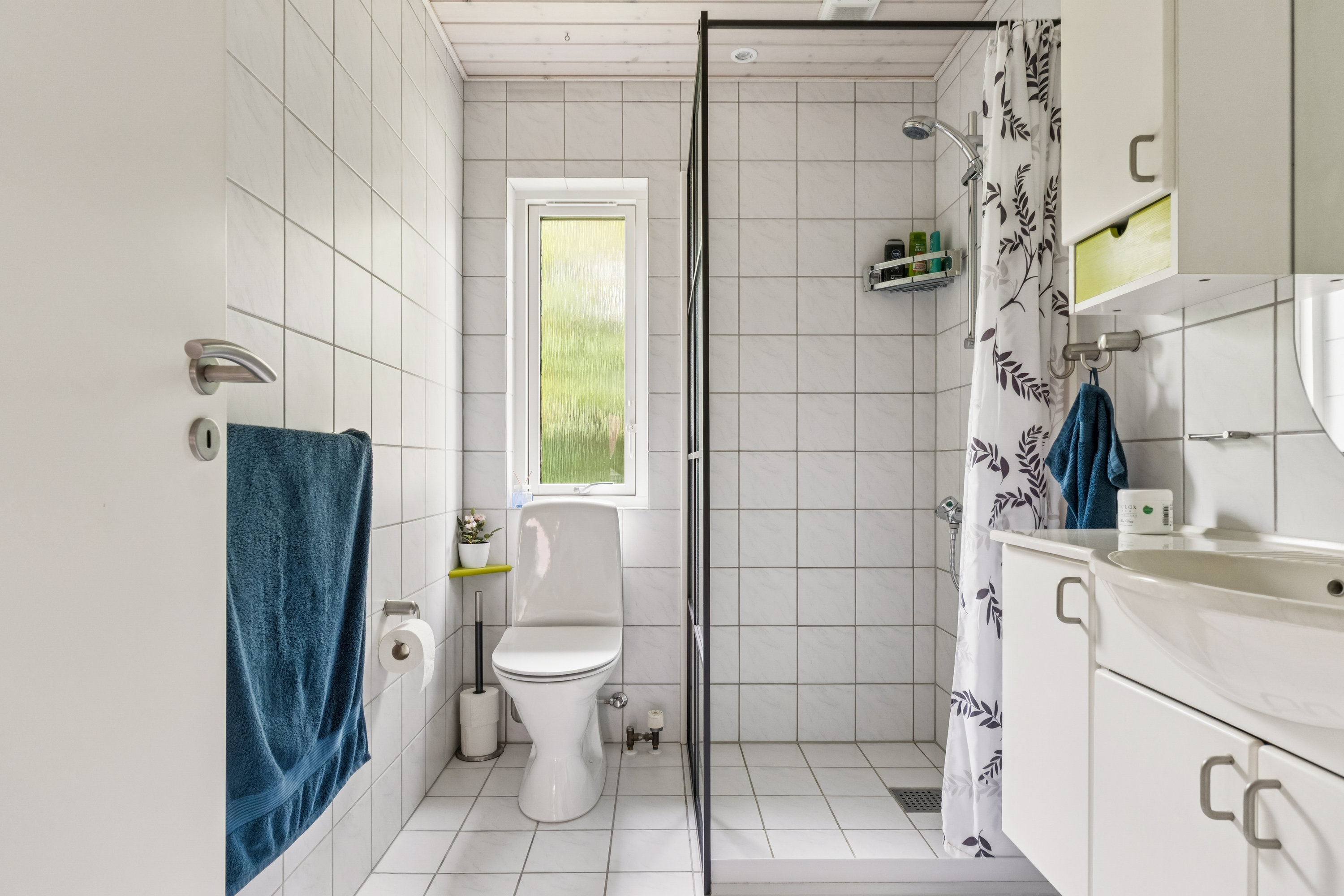 Fremhævet badeværelse billede i fuldskærmstilstand. Billede af Margrethevej 5, 4270 Høng