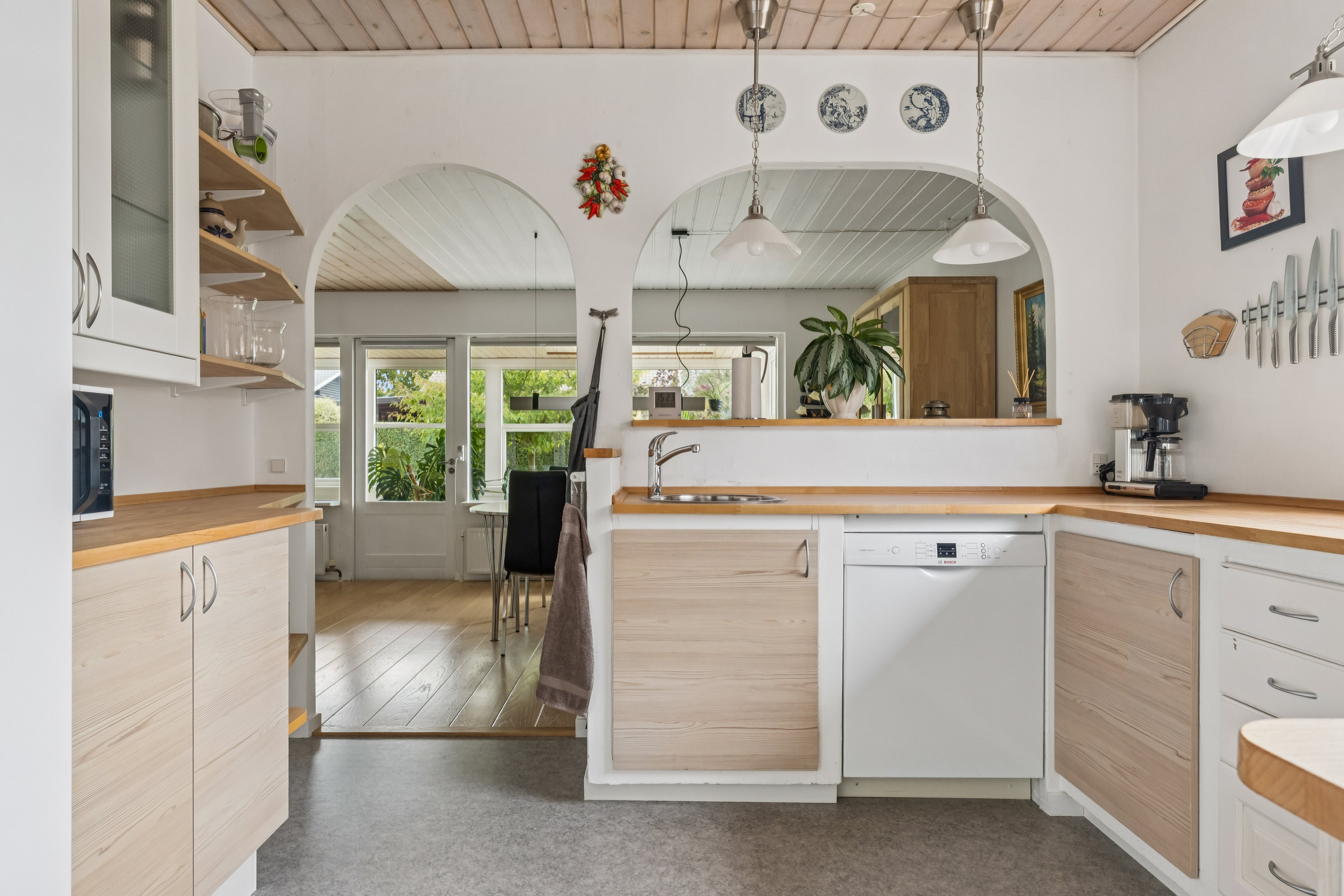 Fremhævet køkken billede i fuldskærmstilstand. Billede af Margrethevej 5, 4270 Høng