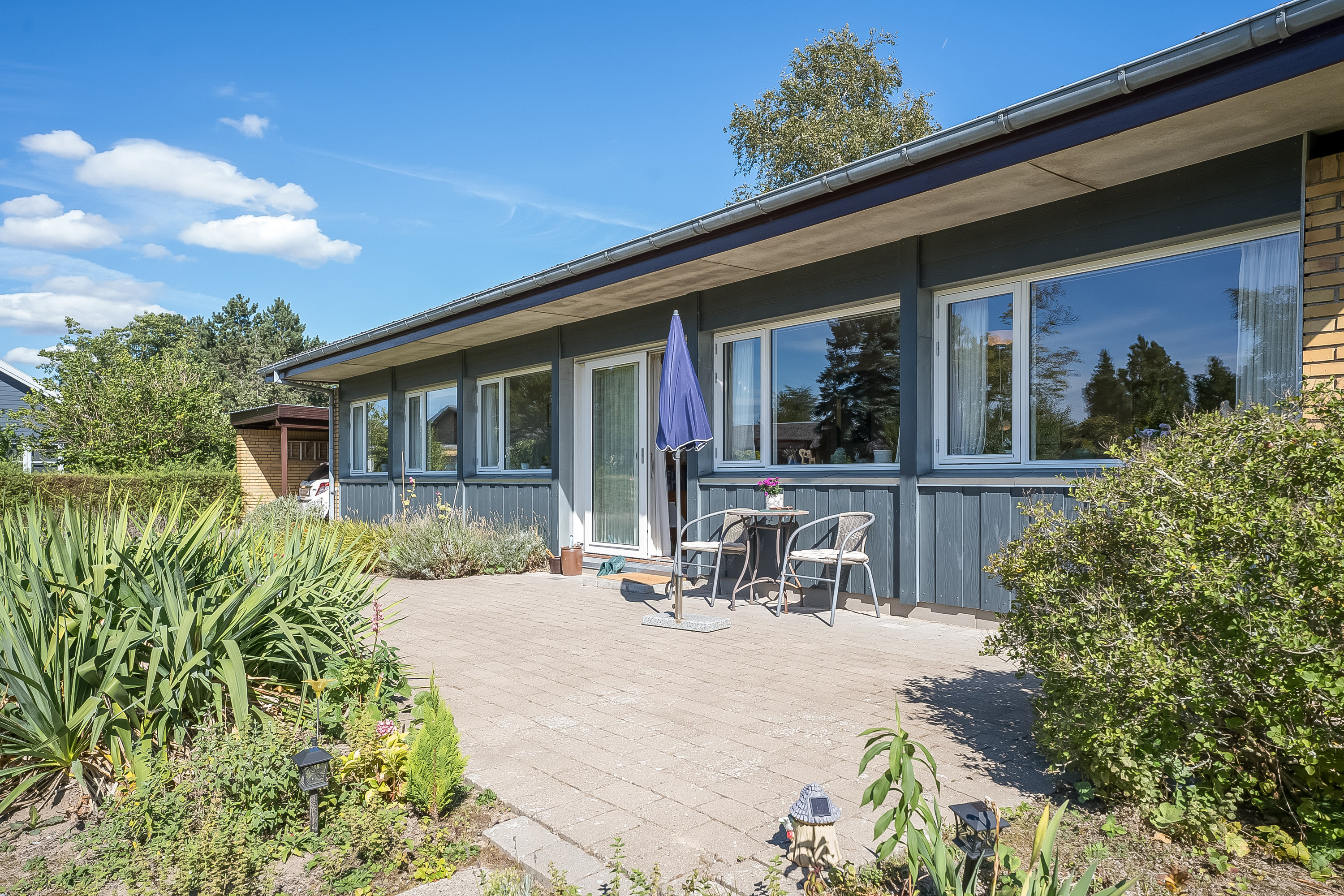 Fremhævet terrasse billede i fuldskærmstilstand. Billede af Peter Freuchensvej 24, 4800 Nykøbing F