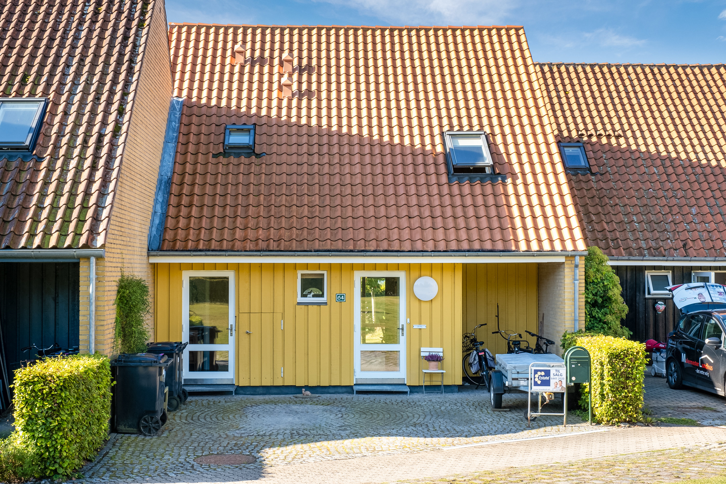 Fremhævet facade billede i fuldskærmstilstand. Billede af Teglgårdsparken 64, 5500 Middelfart