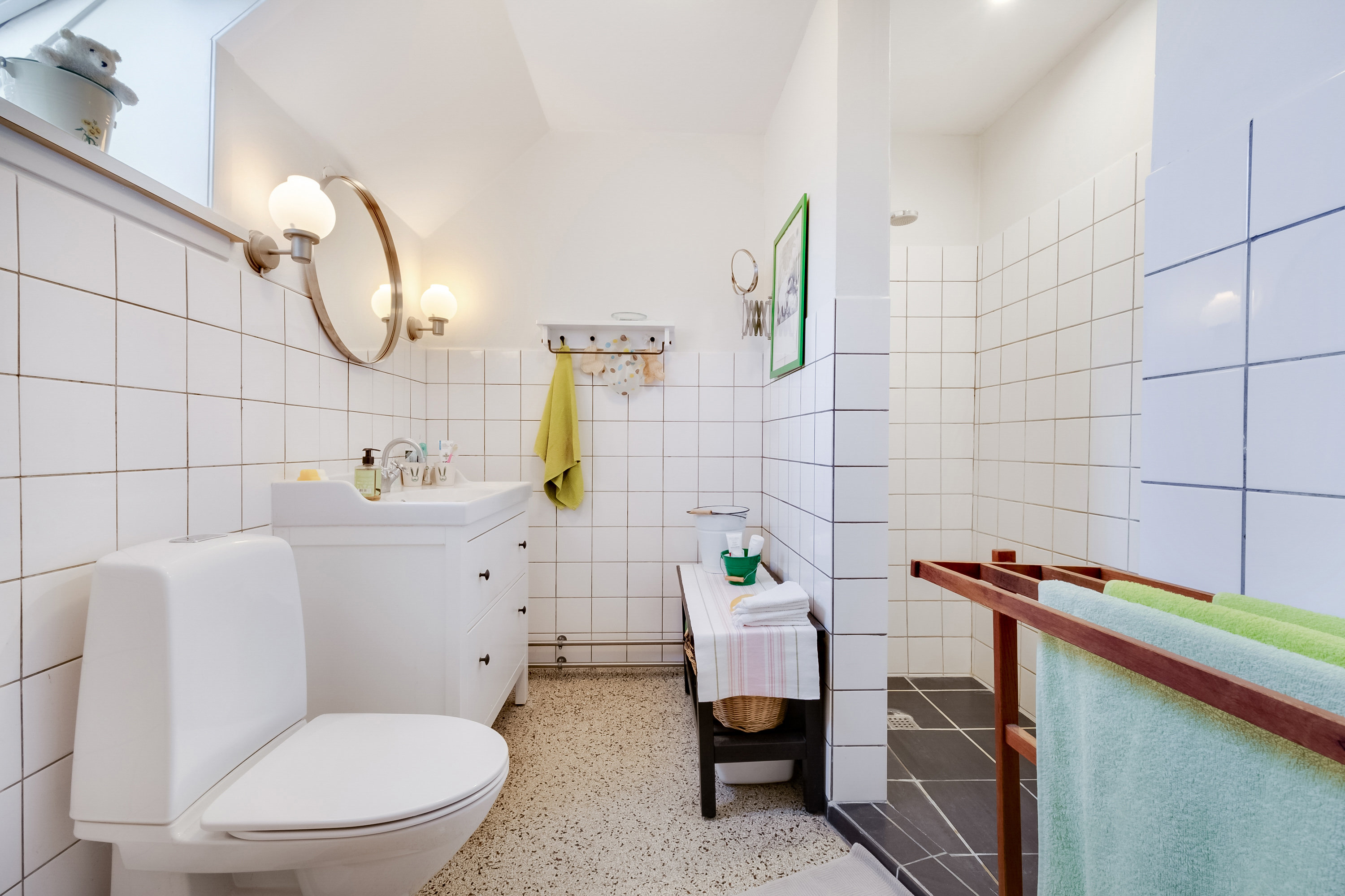 Fremhævet badeværelse billede i fuldskærmstilstand. Billede af Teglgårdsparken 64, 5500 Middelfart