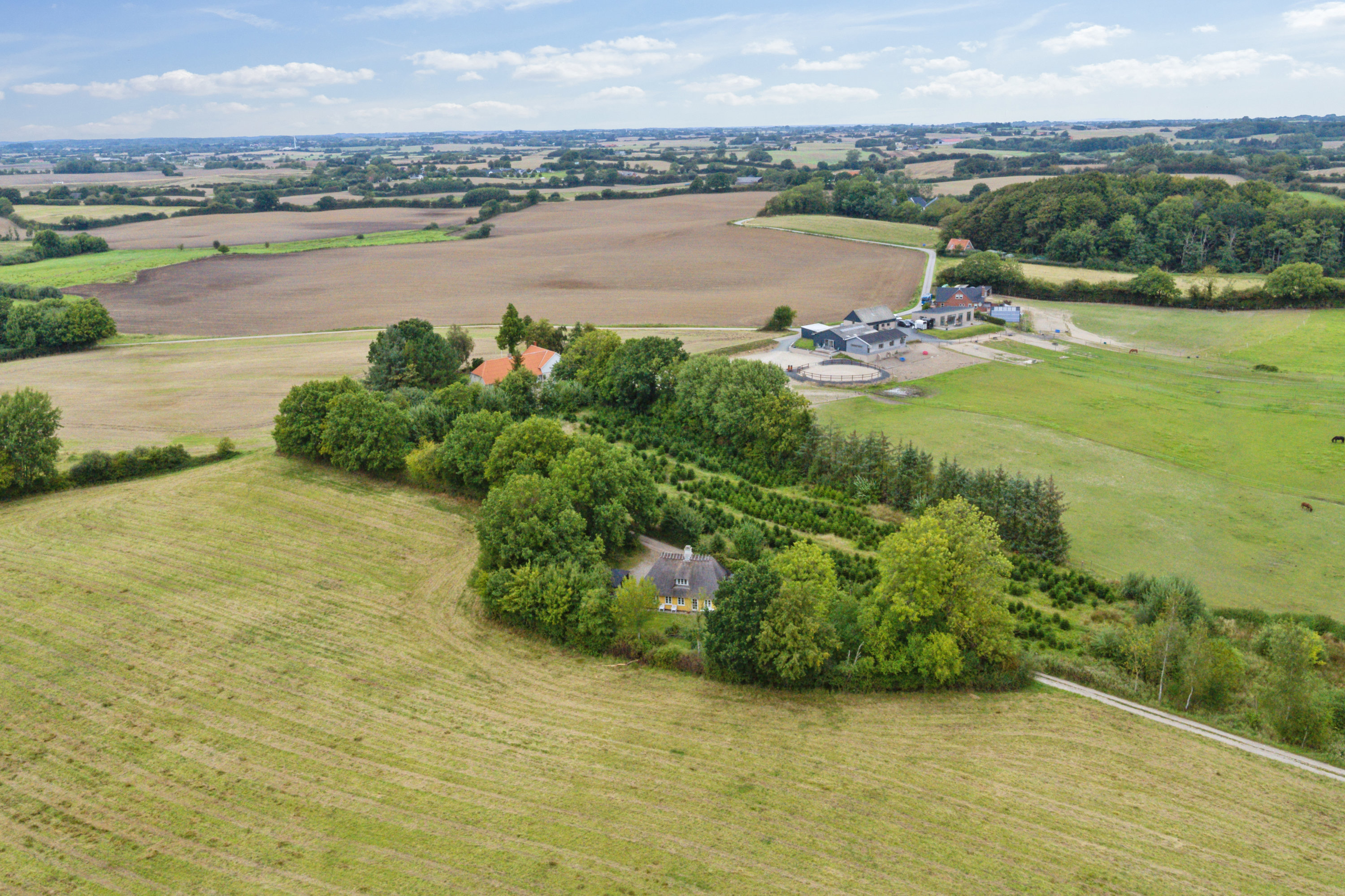 Fremhævet luftfoto billede i fuldskærmstilstand. Billede af Limbækvej 8, 6300 Gråsten