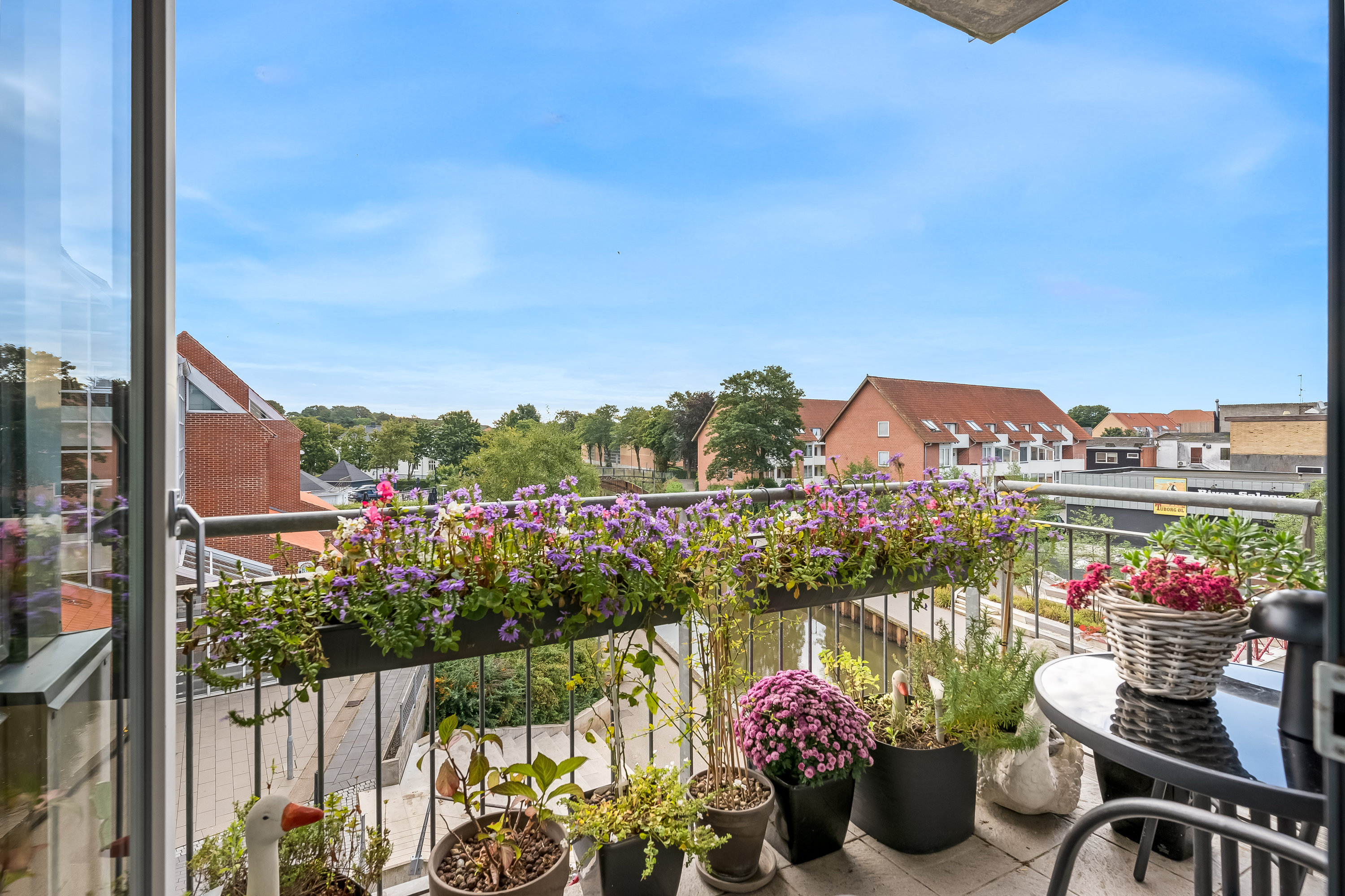 Fremhævet altan billede i fuldskærmstilstand. Billede af Slotsgade 10, 2. 4., 7500 Holstebro