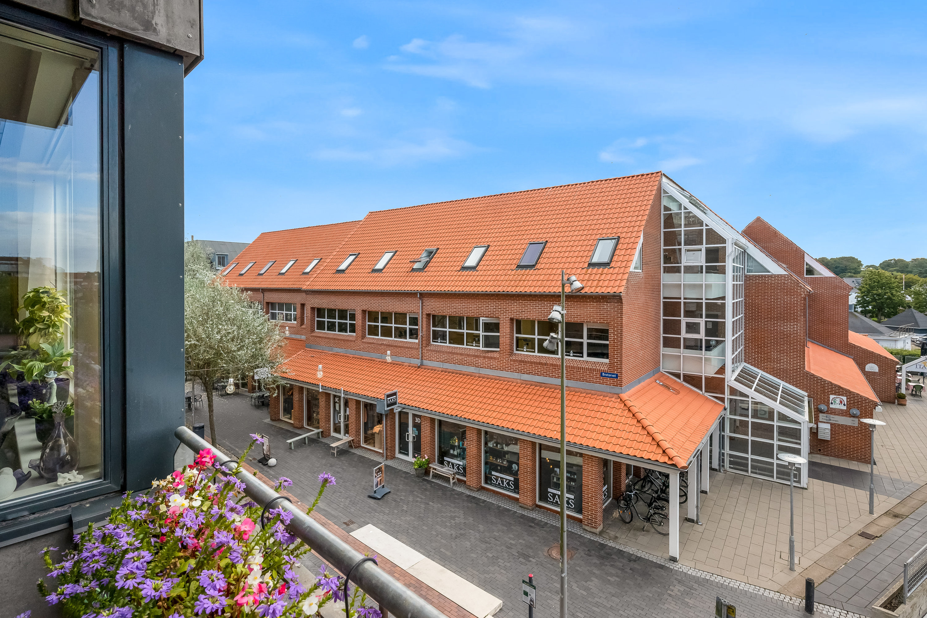 Fremhævet altan billede i fuldskærmstilstand. Billede af Slotsgade 10, 2. 4., 7500 Holstebro