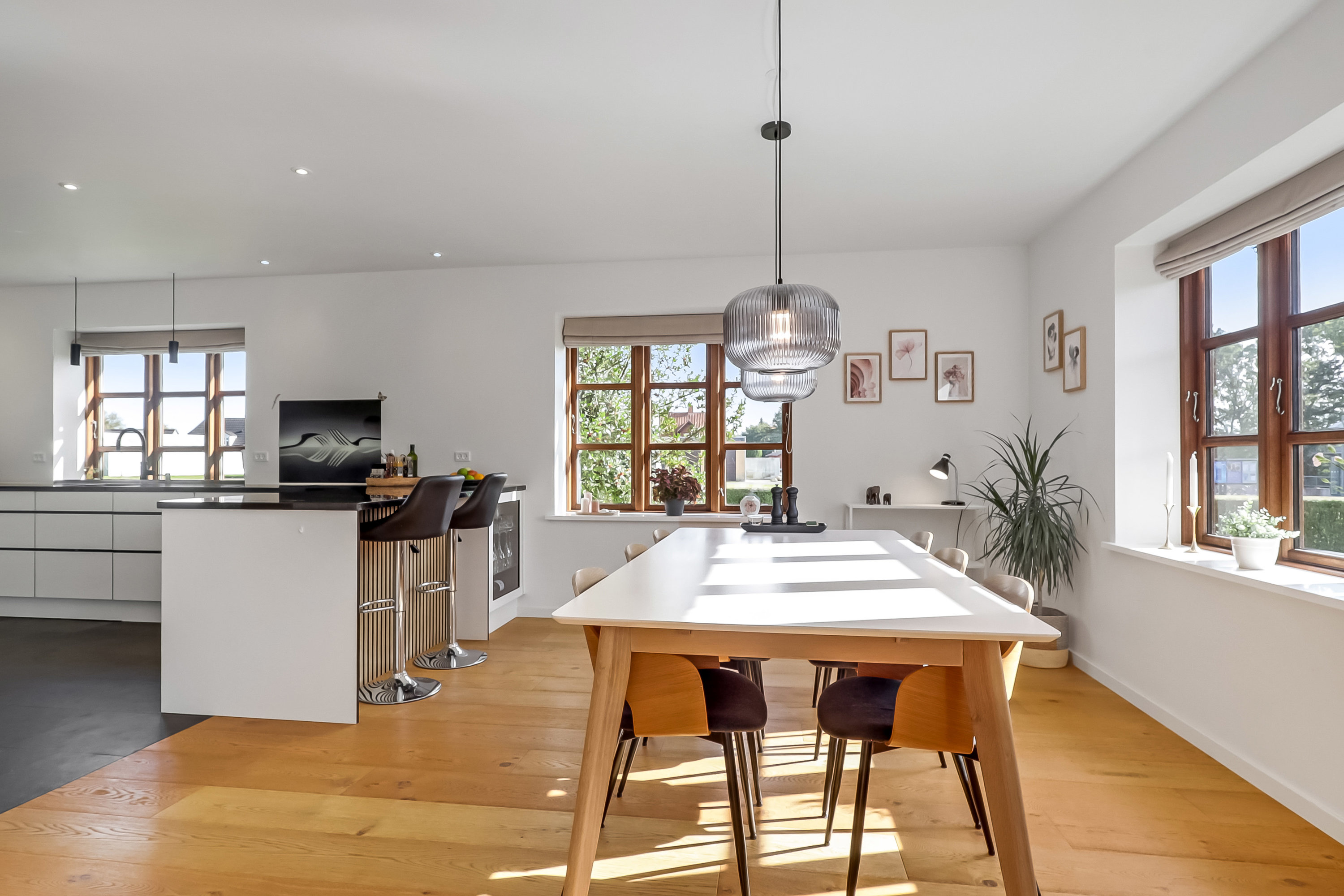 Fremhævet køkken billede i fuldskærmstilstand. Billede af Banepladsen 5, 5772 Kværndrup