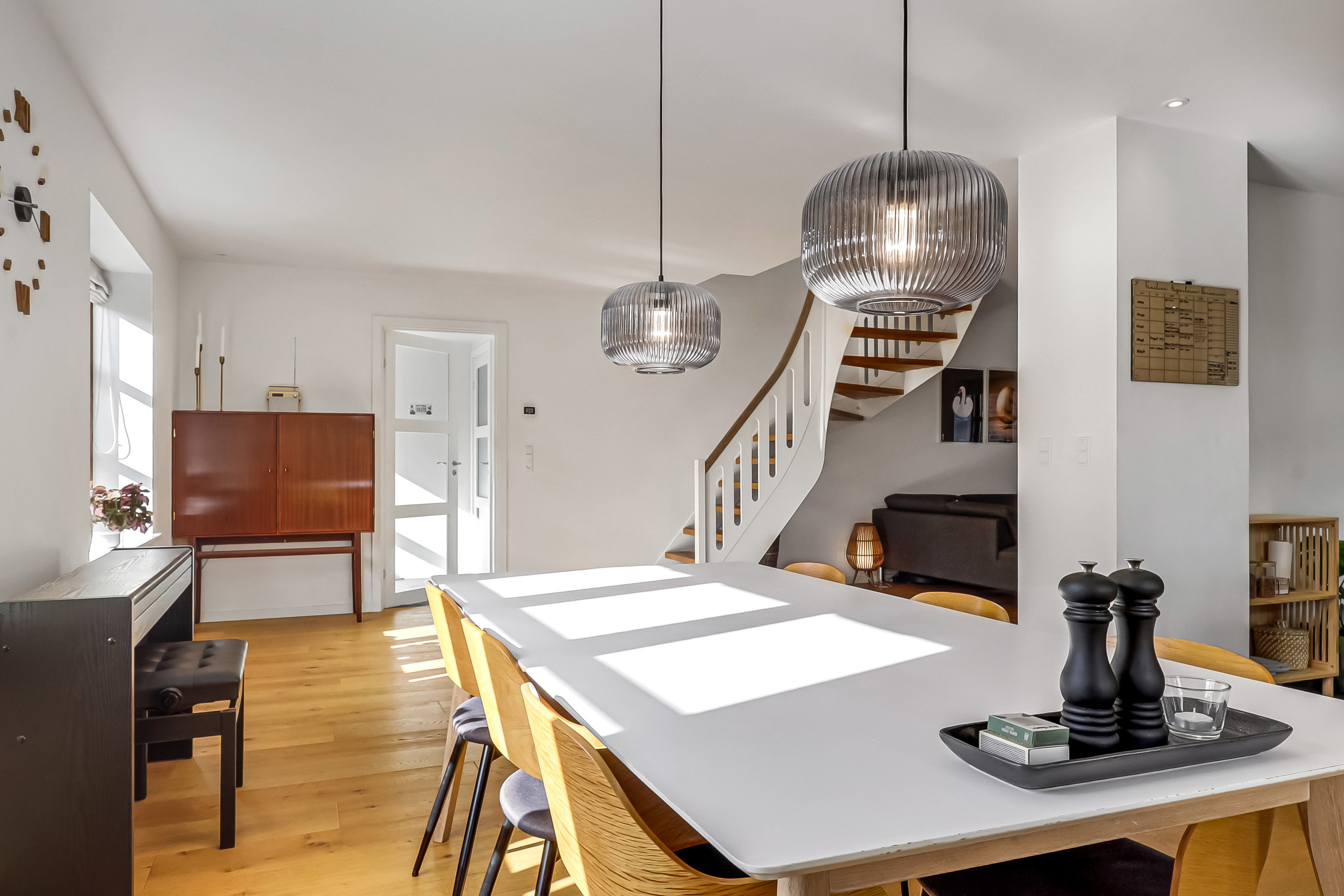 Fremhævet stue billede i fuldskærmstilstand. Billede af Banepladsen 5, 5772 Kværndrup