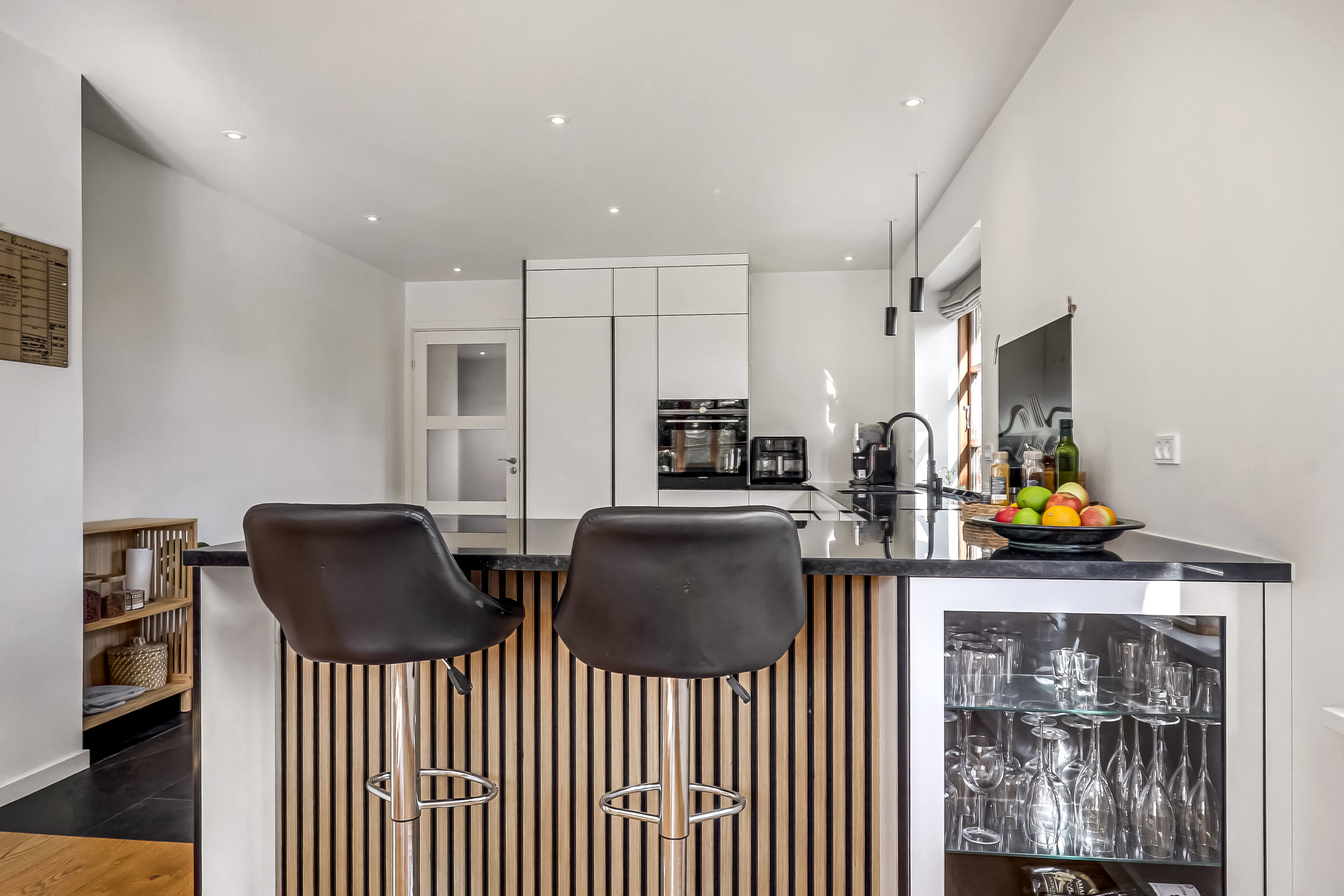 Fremhævet køkken billede i fuldskærmstilstand. Billede af Banepladsen 5, 5772 Kværndrup