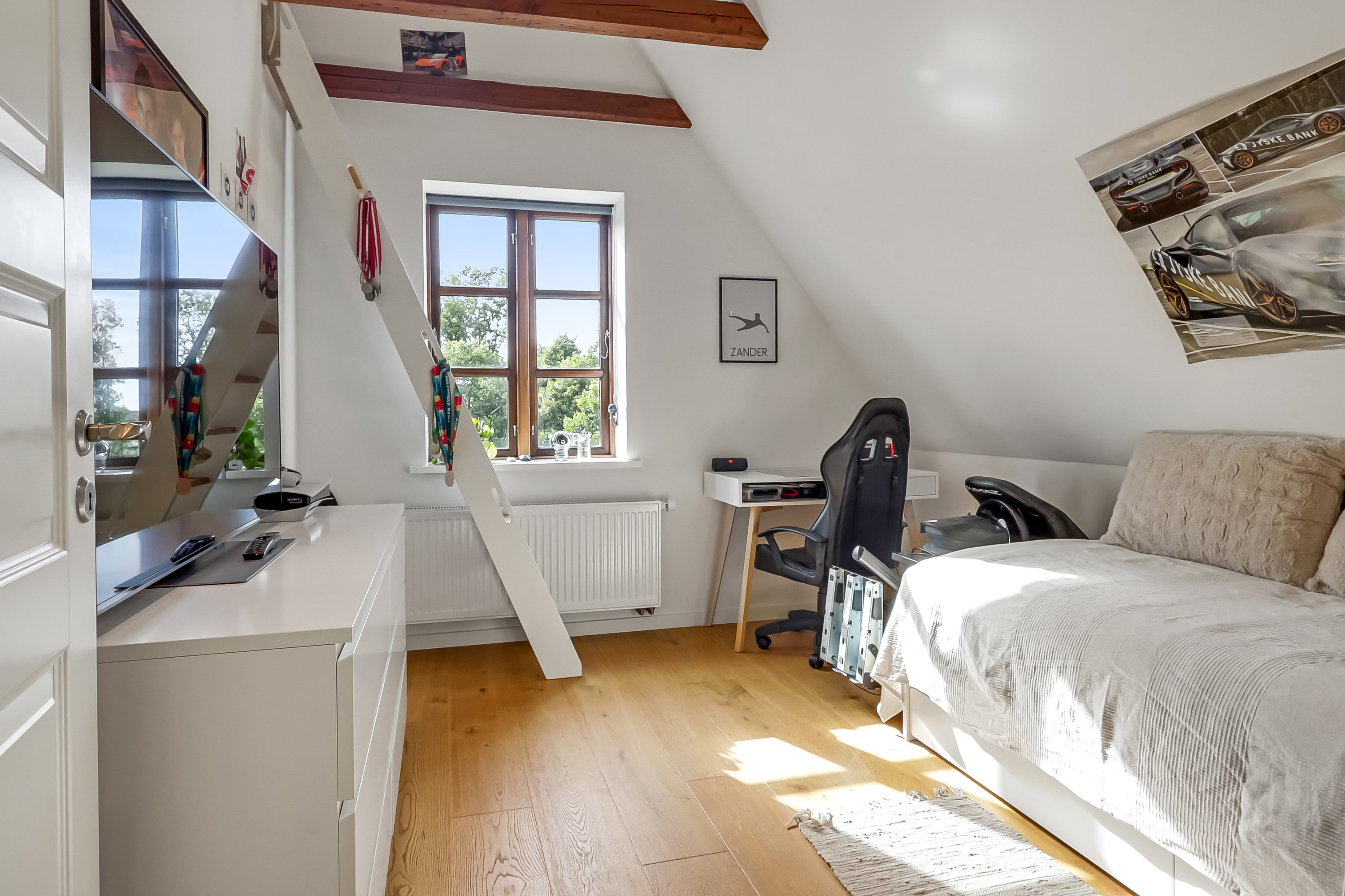 Fremhævet værelse billede i fuldskærmstilstand. Billede af Banepladsen 5, 5772 Kværndrup