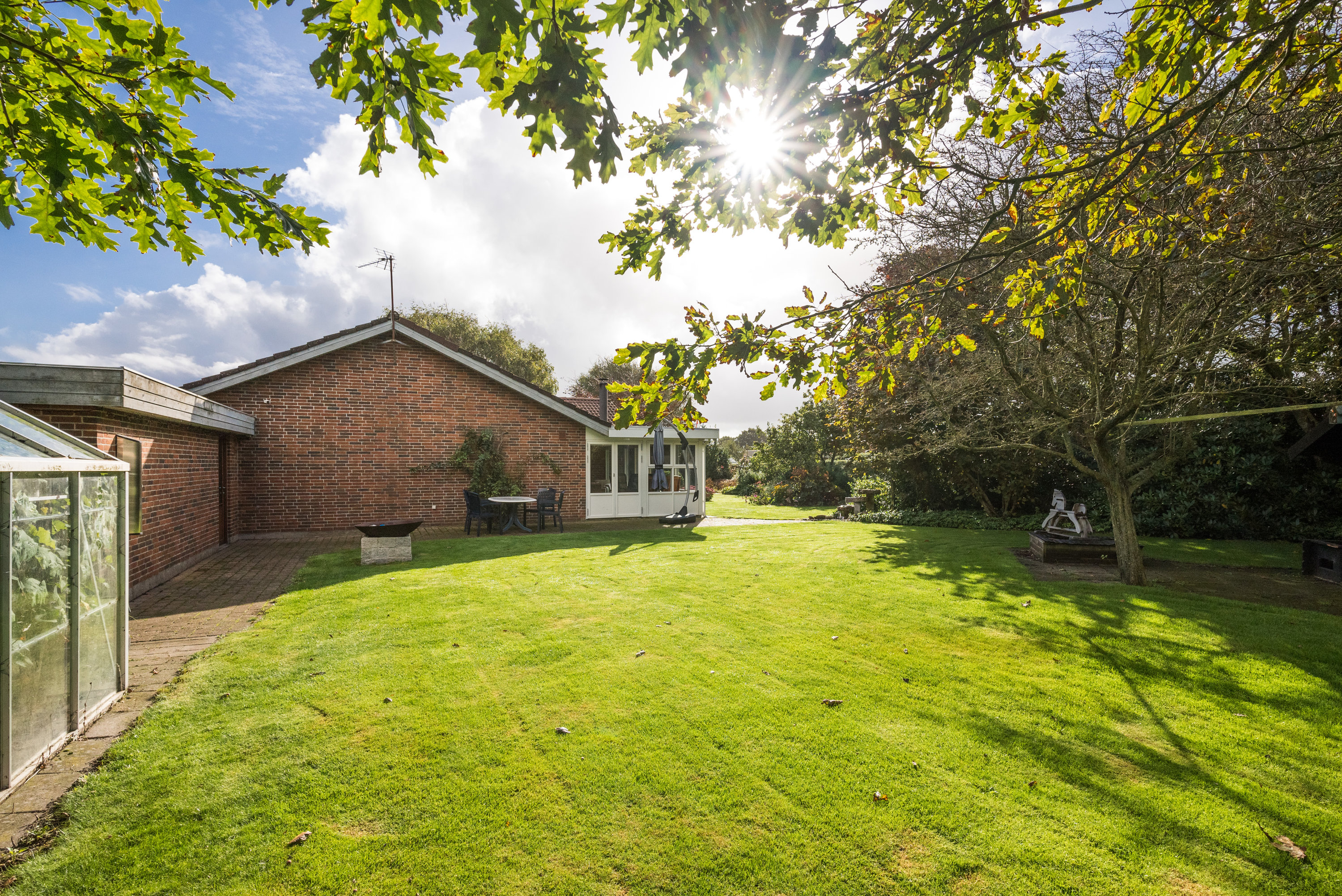 Fremhævet have billede i fuldskærmstilstand. Billede af Bakkedraget 68, 6940 Lem St