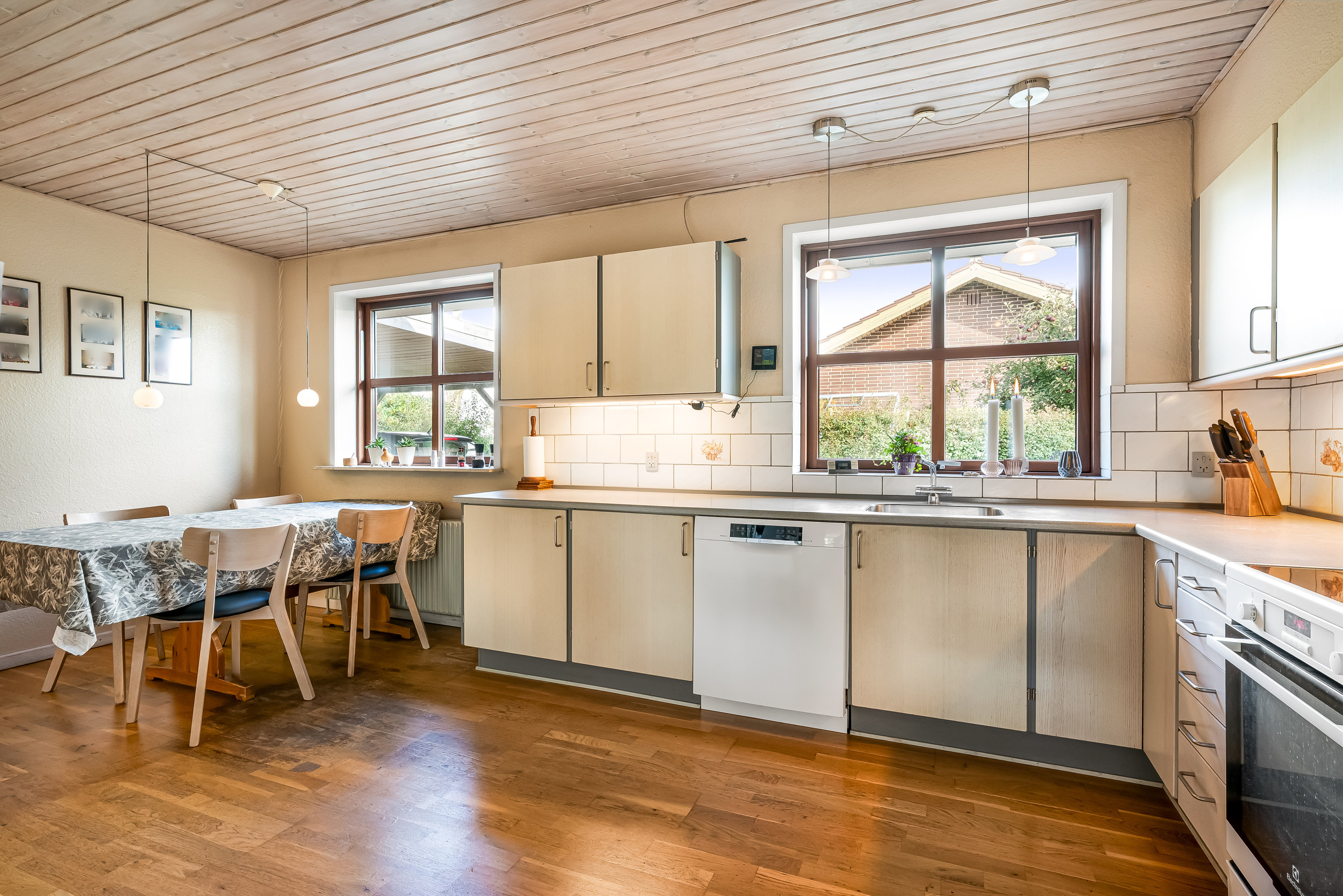 Fremhævet køkken billede i fuldskærmstilstand. Billede af Bakkedraget 68, 6940 Lem St