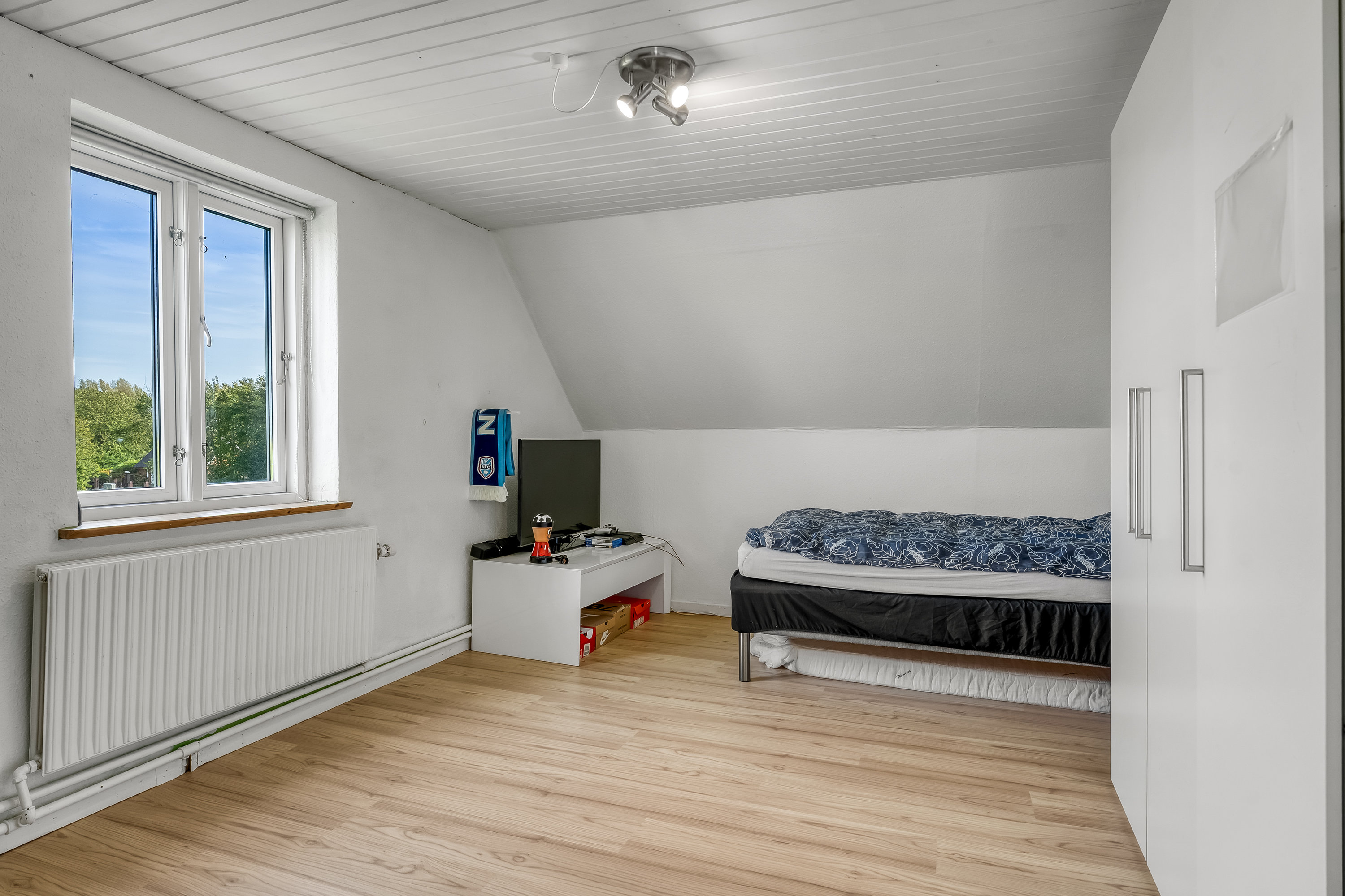 Fremhævet værelse billede i fuldskærmstilstand. Billede af Bulskovvej 2, 4900 Nakskov