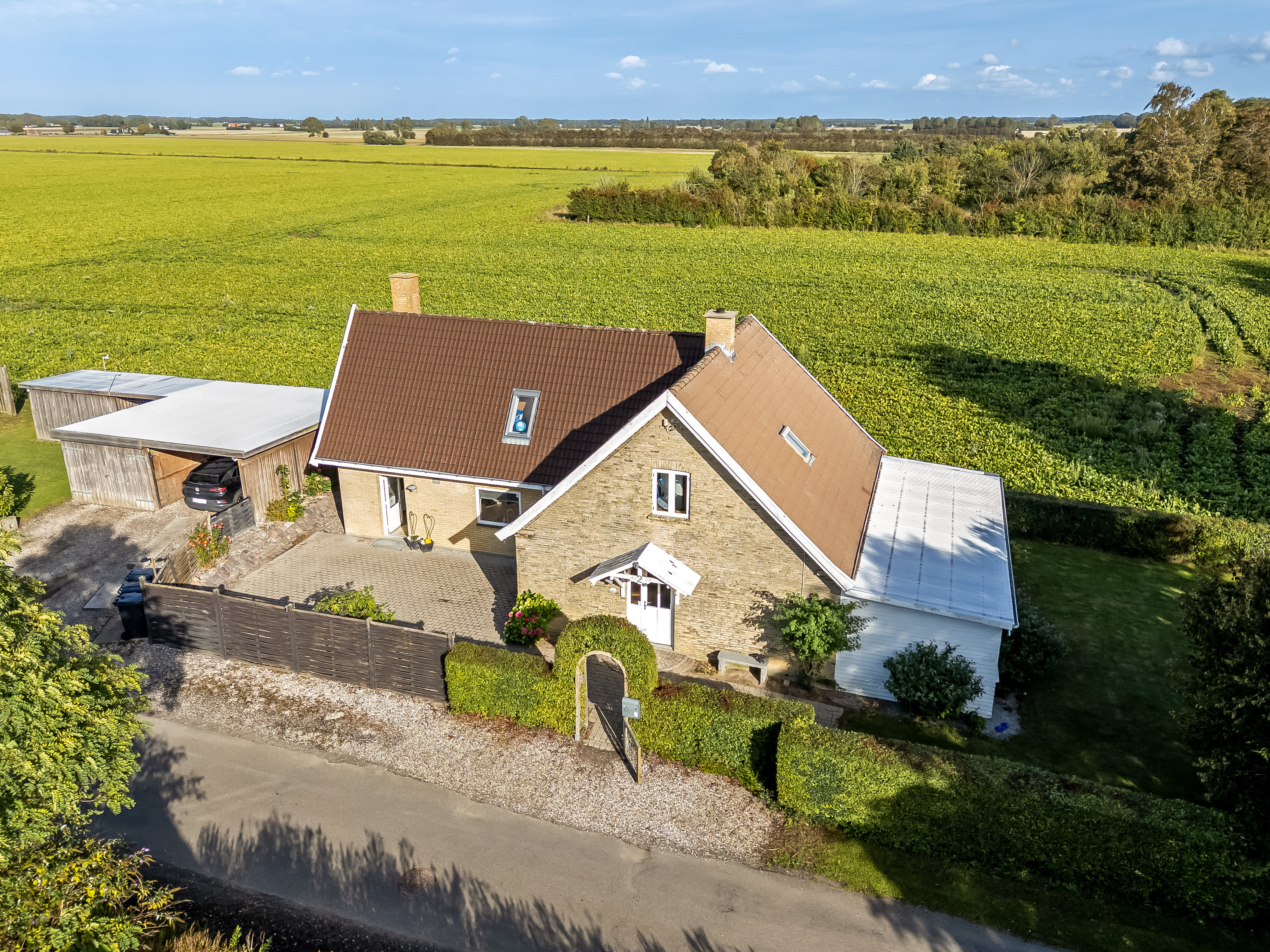 Fremhævet mastefoto billede i fuldskærmstilstand. Billede af Bulskovvej 2, 4900 Nakskov