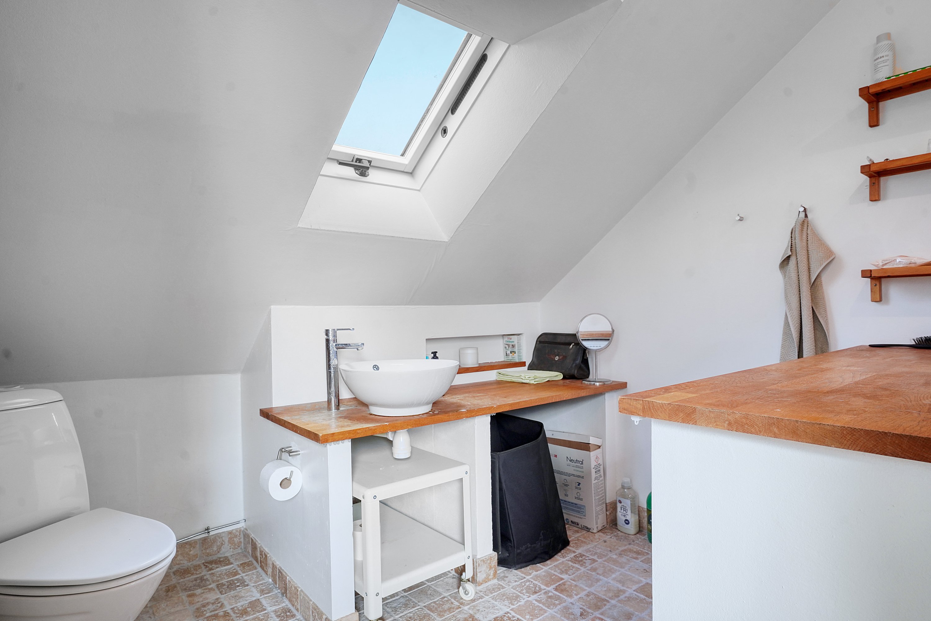 Fremhævet badeværelse billede i fuldskærmstilstand. Billede af Gl Banegårdsvej 22, 1., 3000 Helsingør