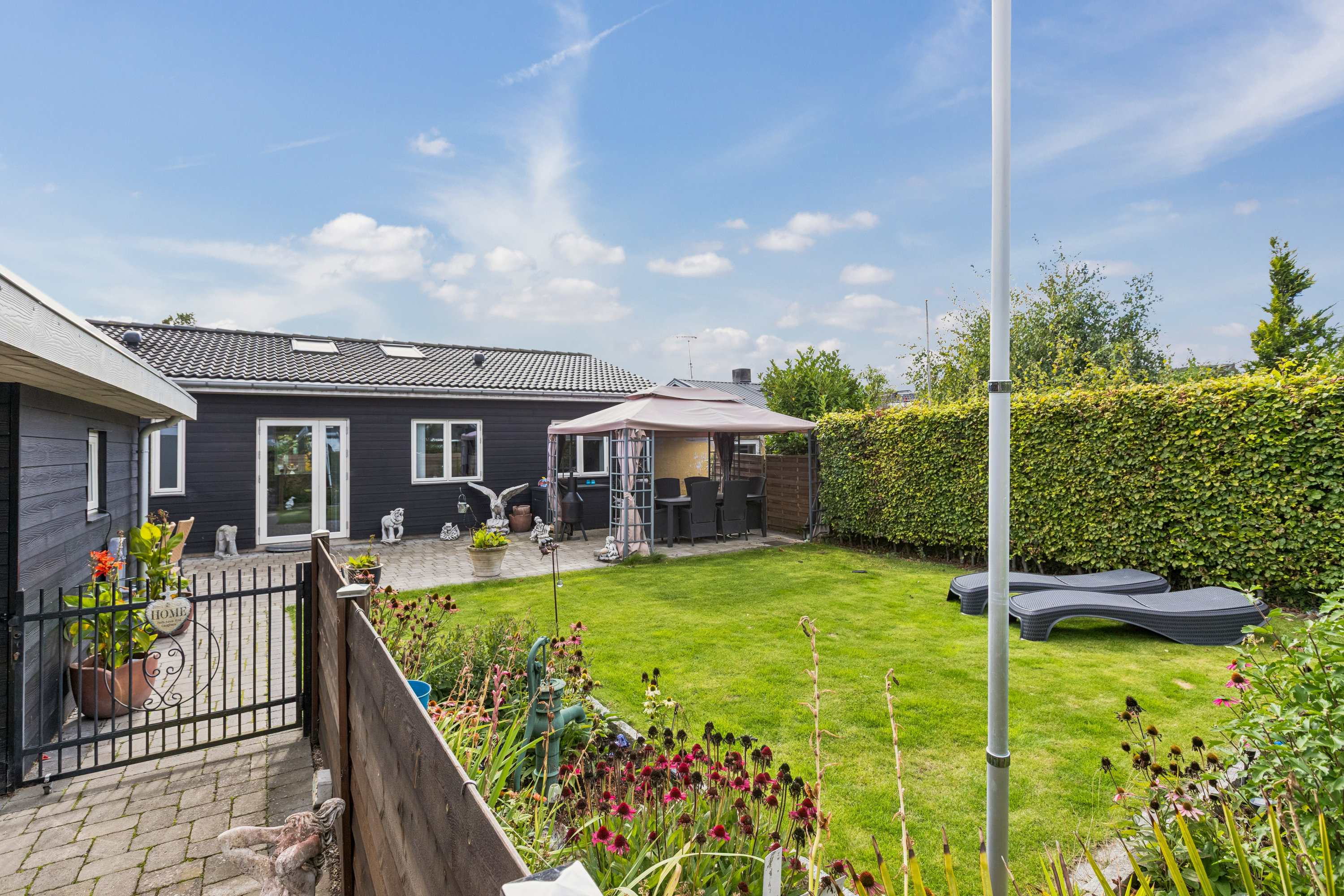 Fremhævet have billede i fuldskærmstilstand. Billede af Hf. Engvang 90, 2300 København S