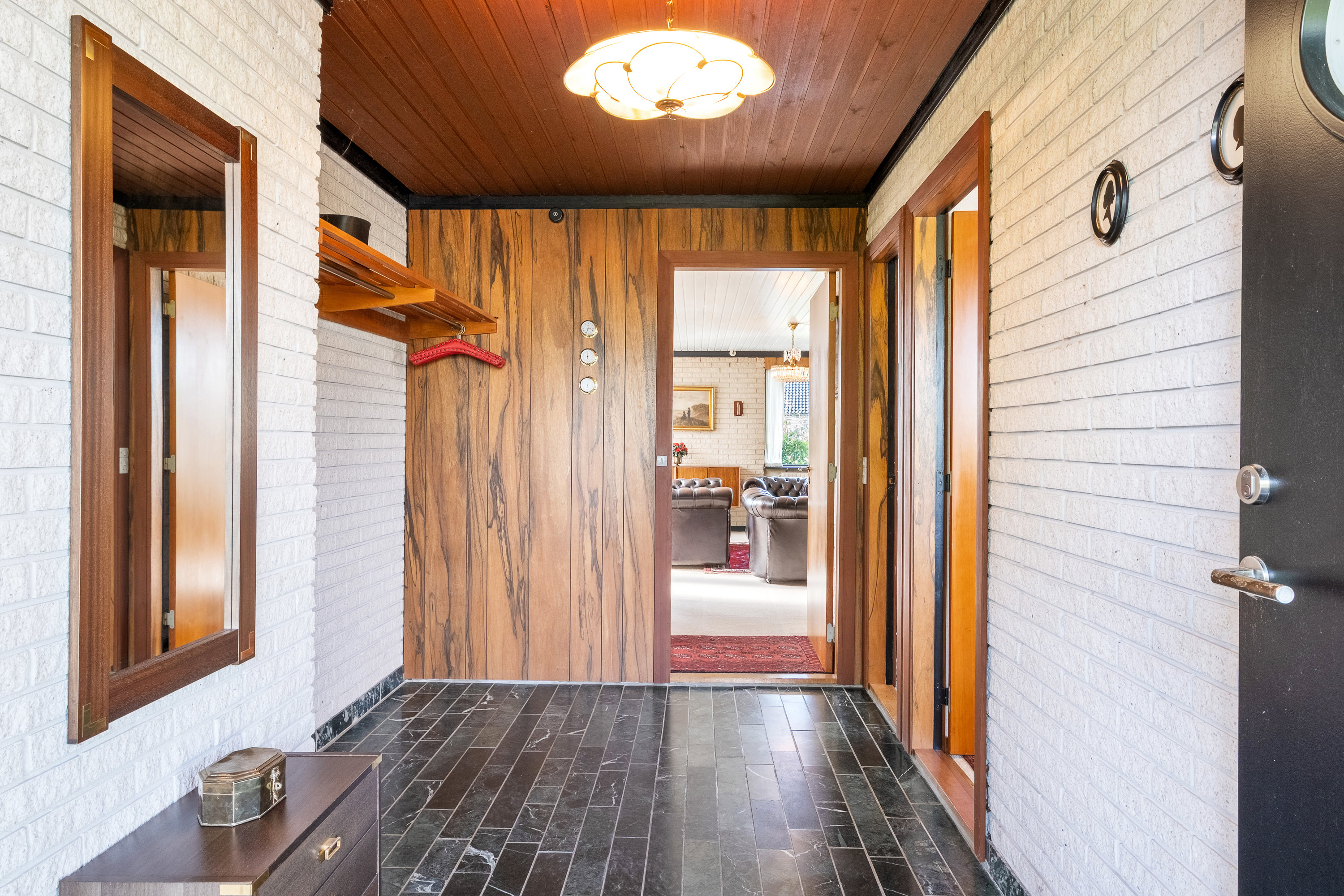 Fremhævet gang billede i fuldskærmstilstand. Billede af Munkebakkevej 36, 8250 Egå